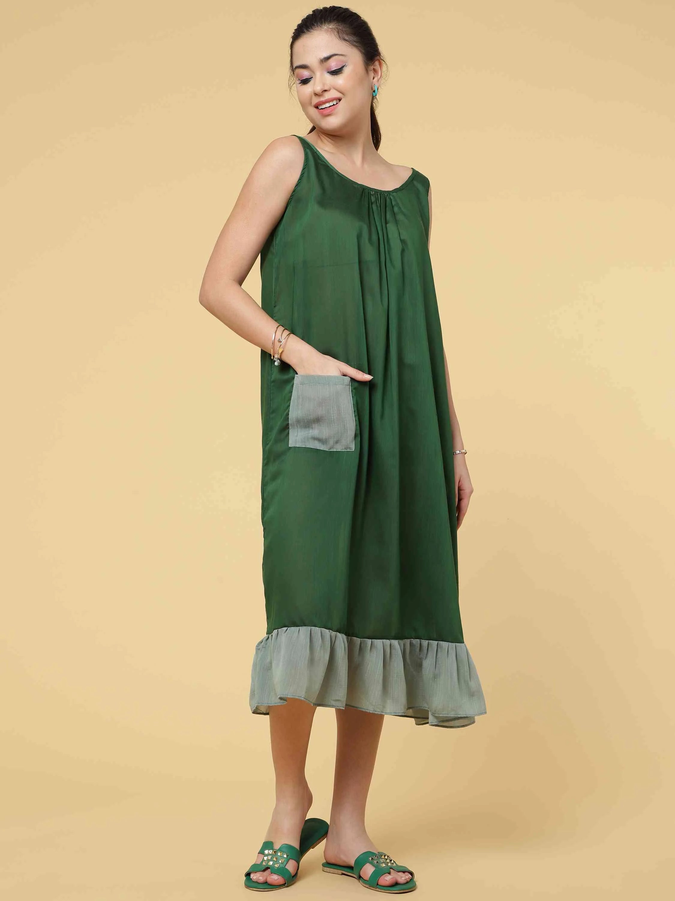 GREEN COTTON BLEND RUFFLE DREES WITH POCKET