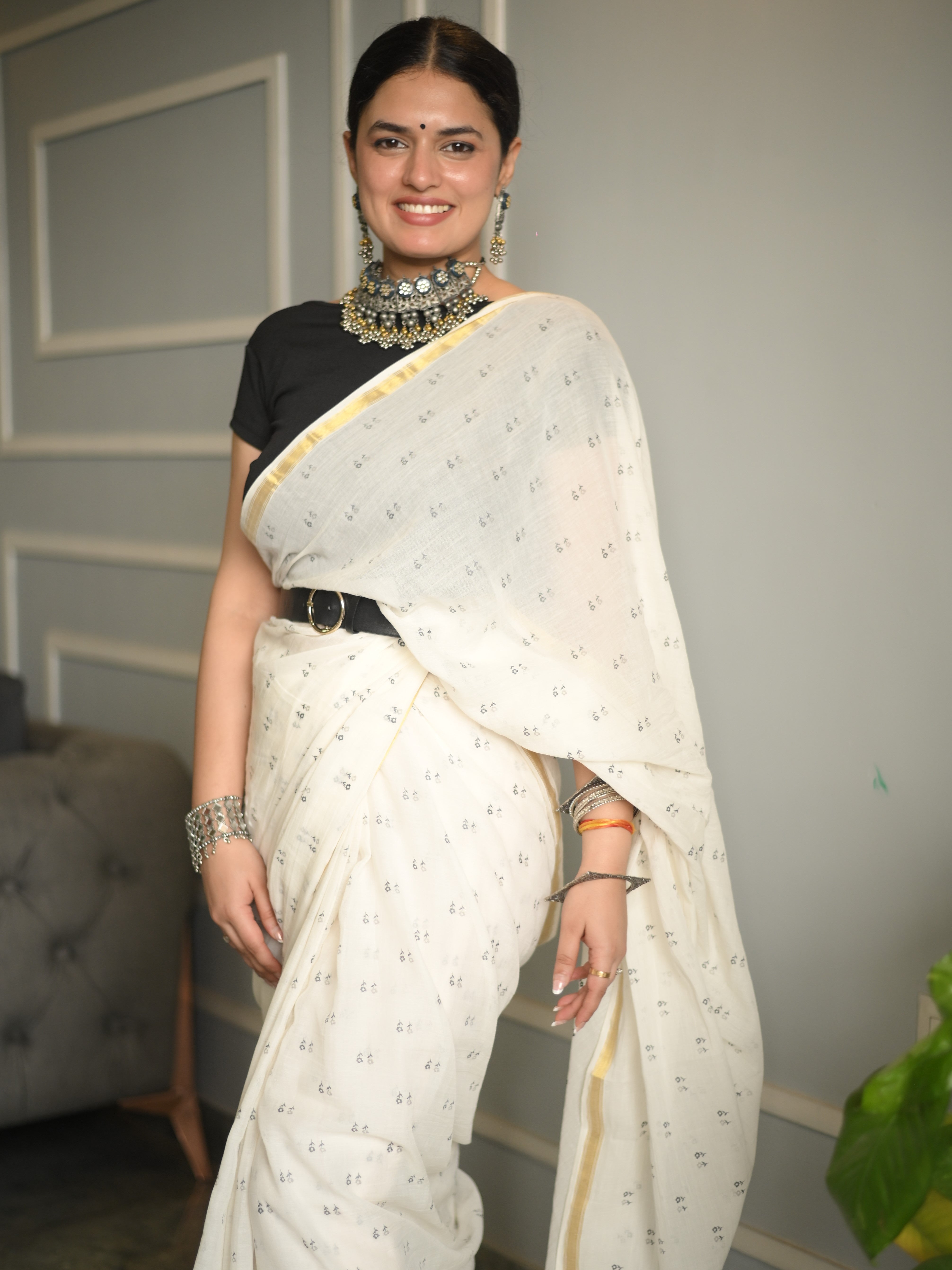 ANKITA PARBHAKAR IN VISCOSE MUL LIVA POPPY SAREE