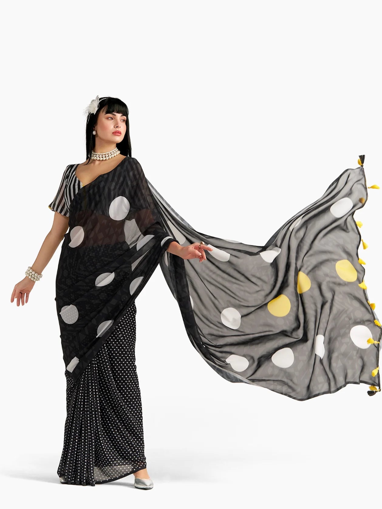 BLACK GEORGETTE POLKA POPS DIGITAL PRINTED SAREE