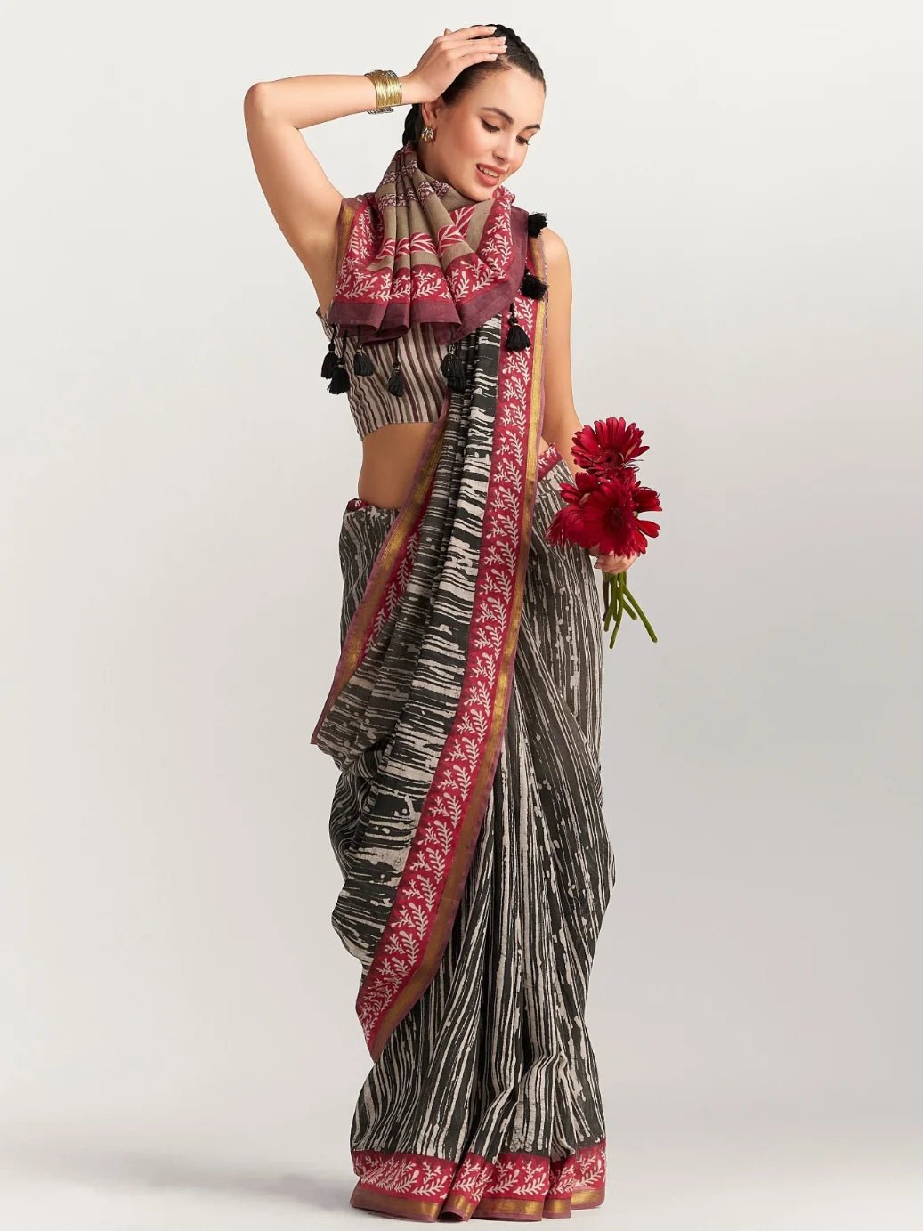 BLACK & RED SHADE VISCOSE MUL BLOCK PRINTED SAREE