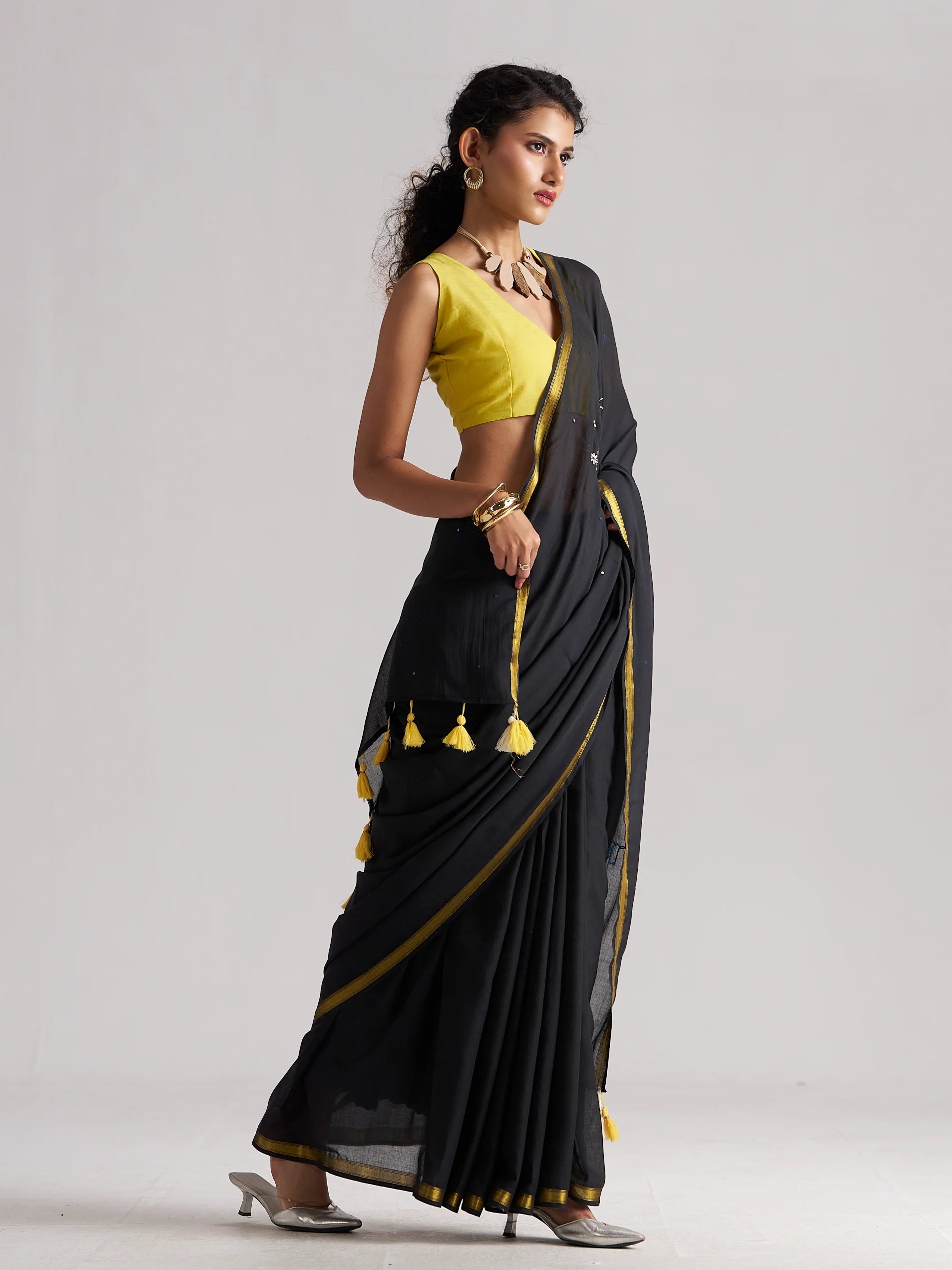 BLACK MULMUL COTTON SCORPIO CELESTIAL THREAD WORK SAREES