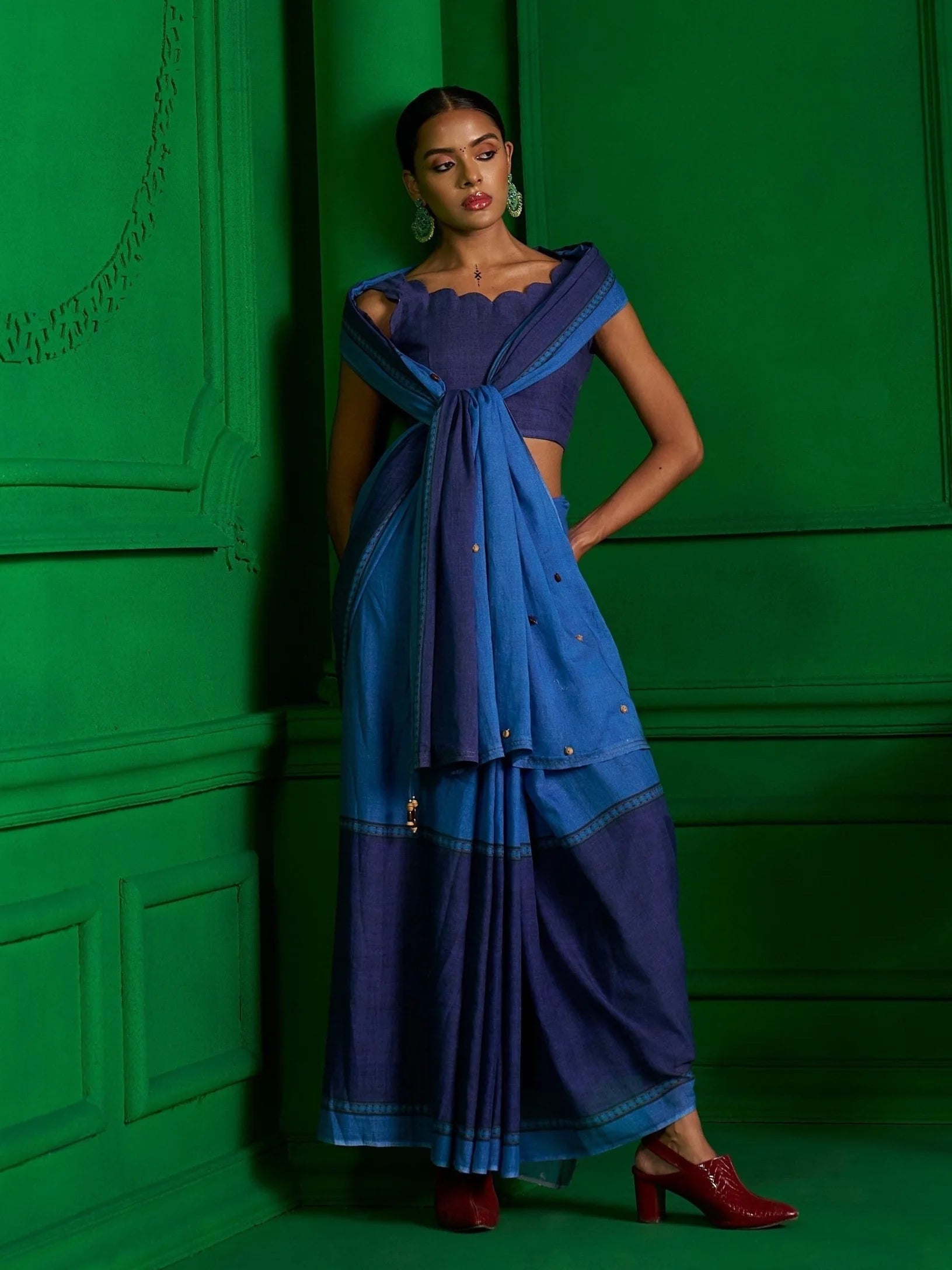 BRIGHT BLUE VISCOSE MUL INDIGO WHIMSY DENIM PRINT SAREE