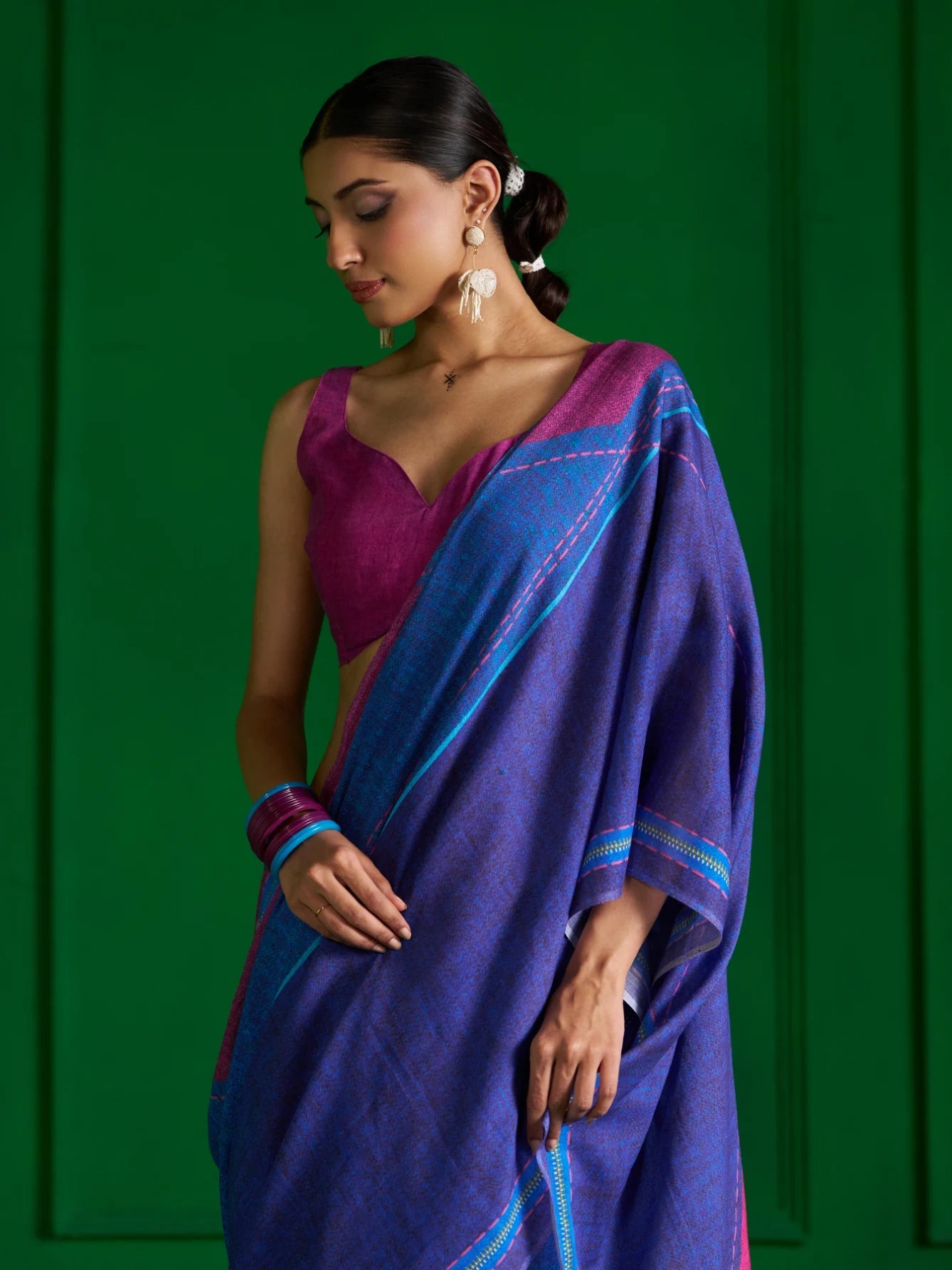 BRIGHT BLUE VISCOSE MUL PINK ZIP DENIM PRINT SAREE