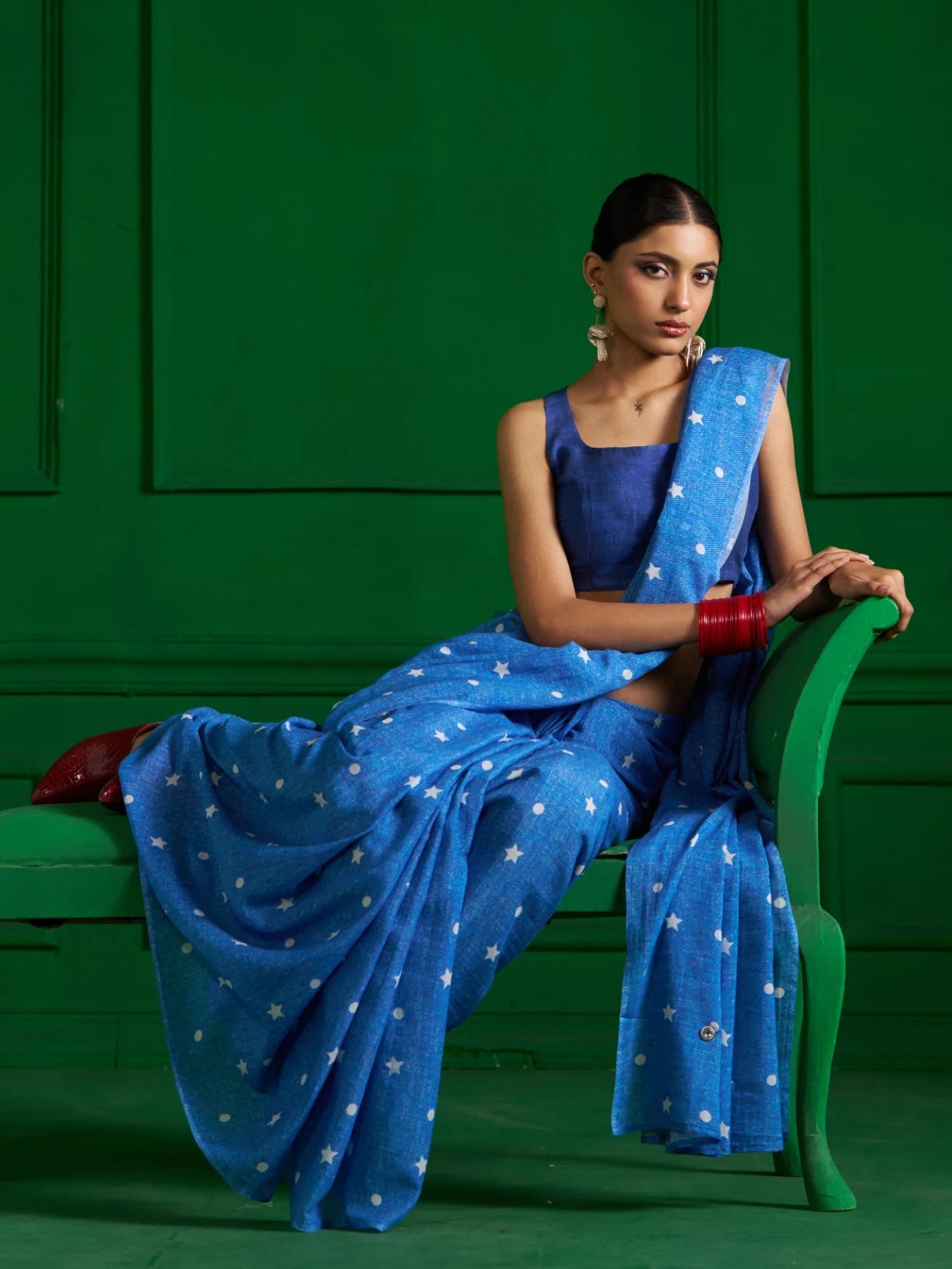 BRIGHT BLUE VISCOSE MUL STUDS AND STARS DENIM PRINT SAREE