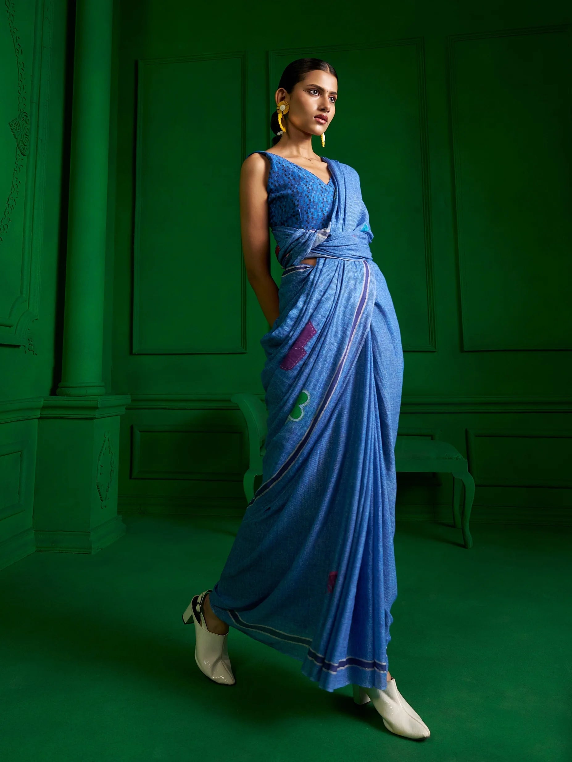 BRIGHT BLUE VISCOSE MUL VINTAGE VIBE DENIM PRINT SAREE