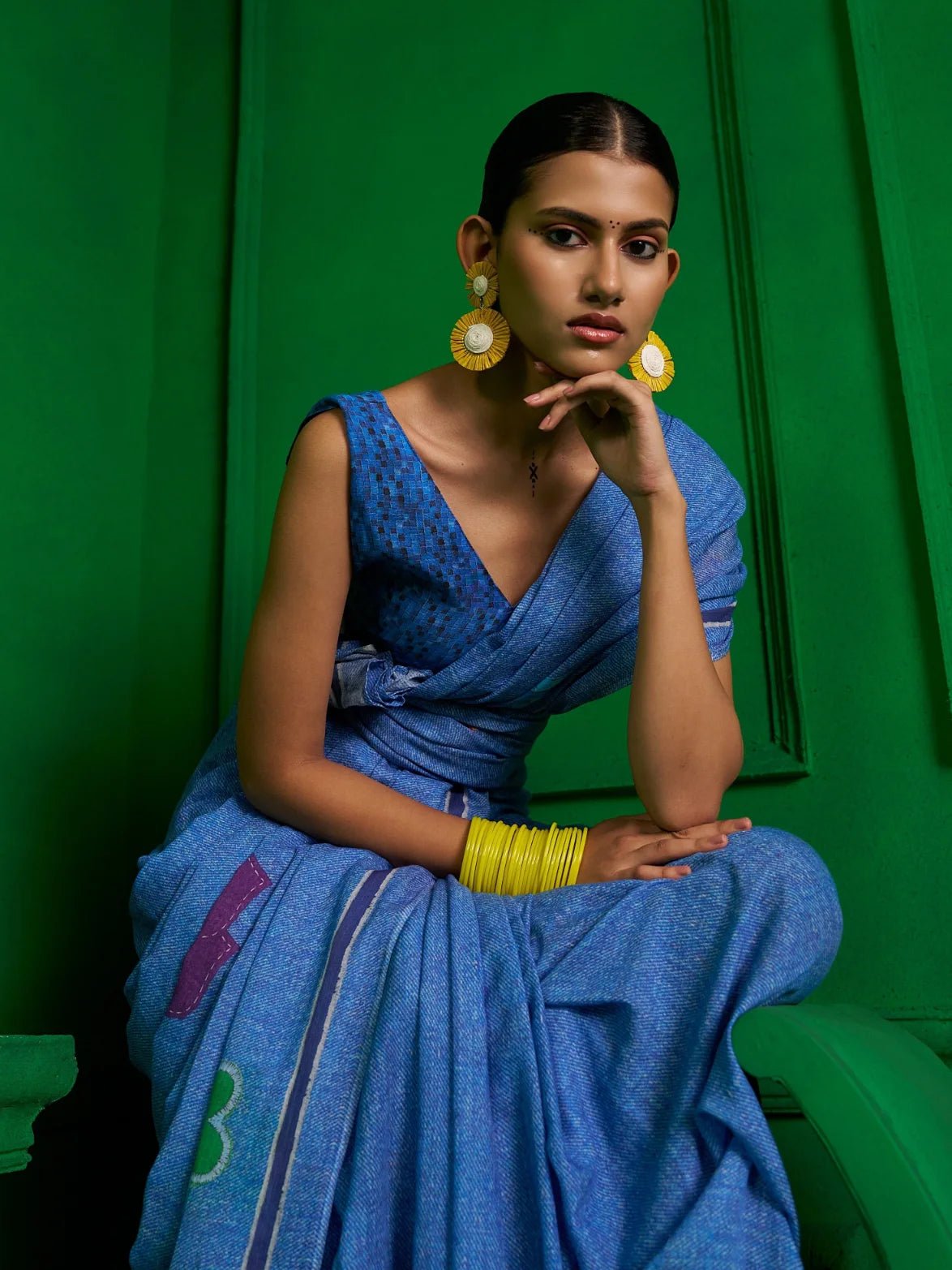 BRIGHT BLUE VISCOSE MUL VINTAGE VIBE DENIM PRINT SAREE