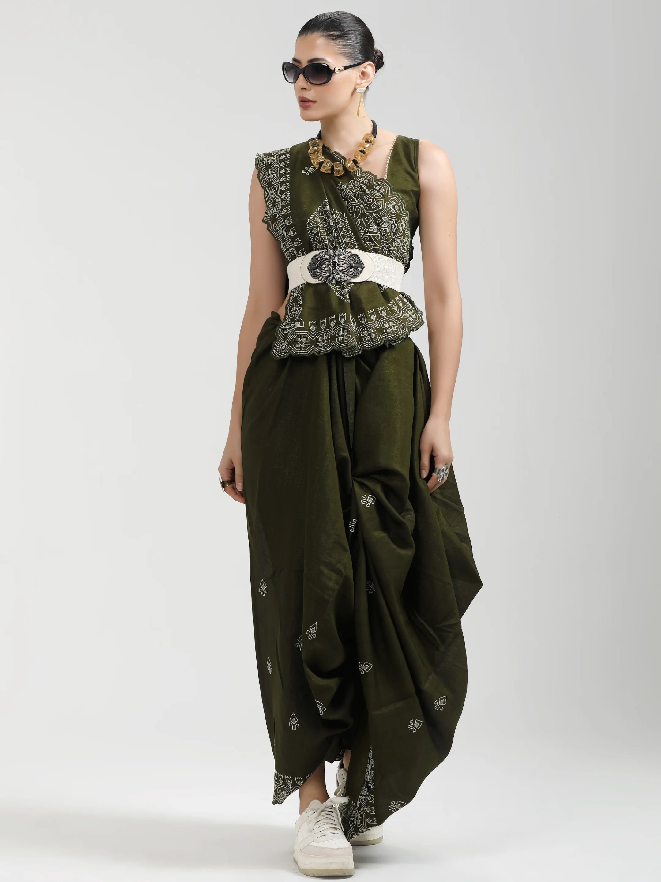 DARK GREEN TITANIUM ART SILK KANTHA EMBROIDERY SAREE