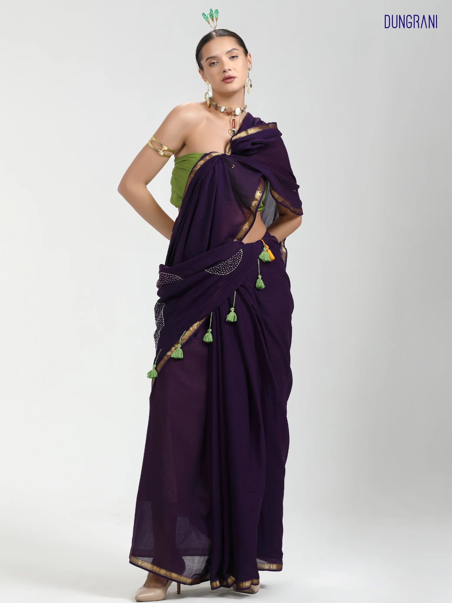 DARK PURPLE VISCOSE MUL LIVA THREAD WORK SAREES