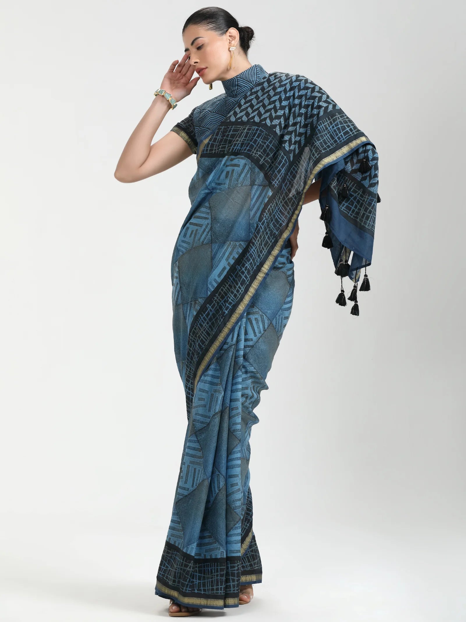 DARK STEEL BLUE MULMUL COTTON LIVA BLOCK PRINTED SAREE