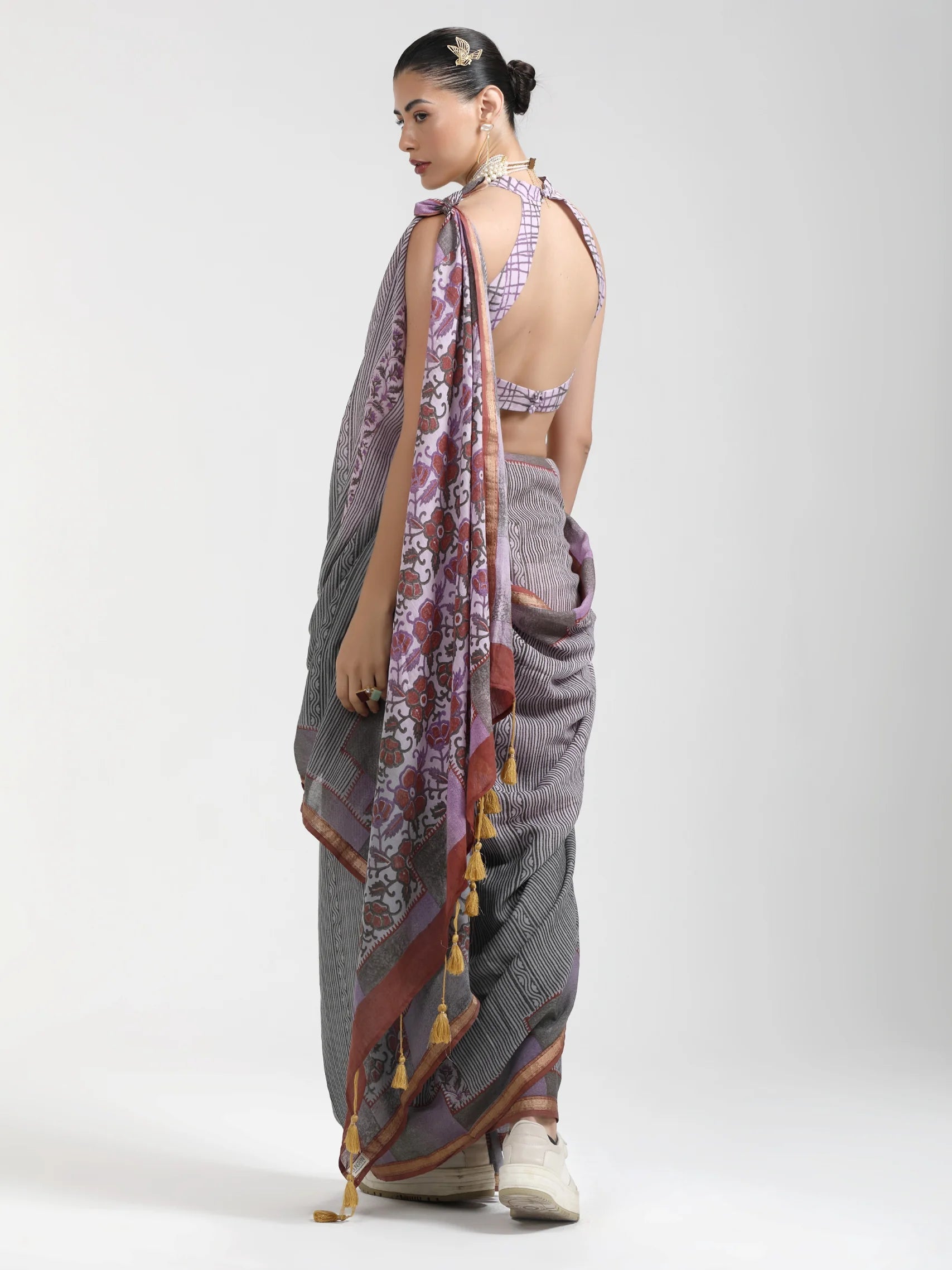 GRAY & MAROON MULMUL COTTON LIVA BLOCK PRINTED SAREE