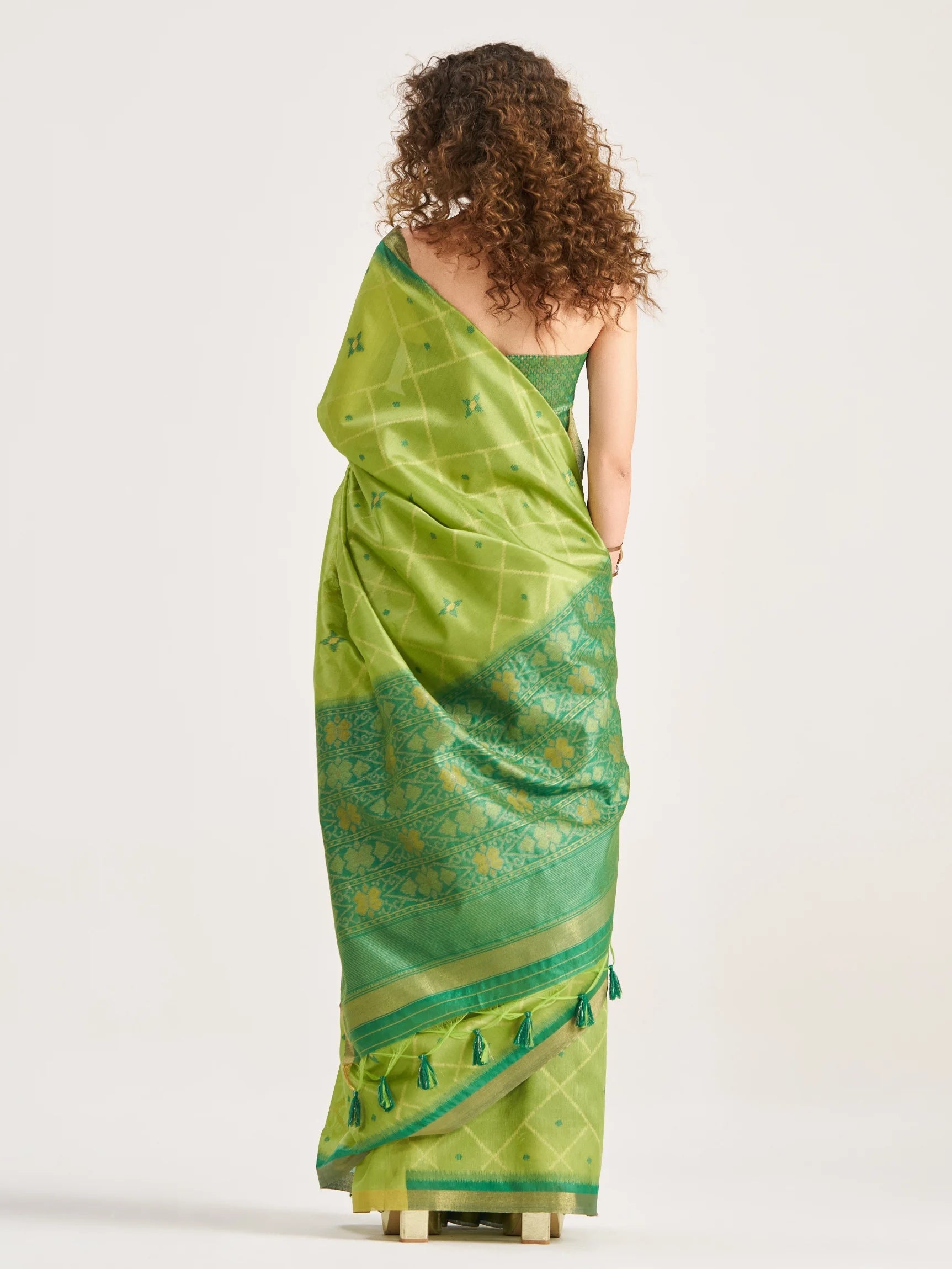 GREEN HANDWOVEN BUTTERFLY ART SILK SAREE