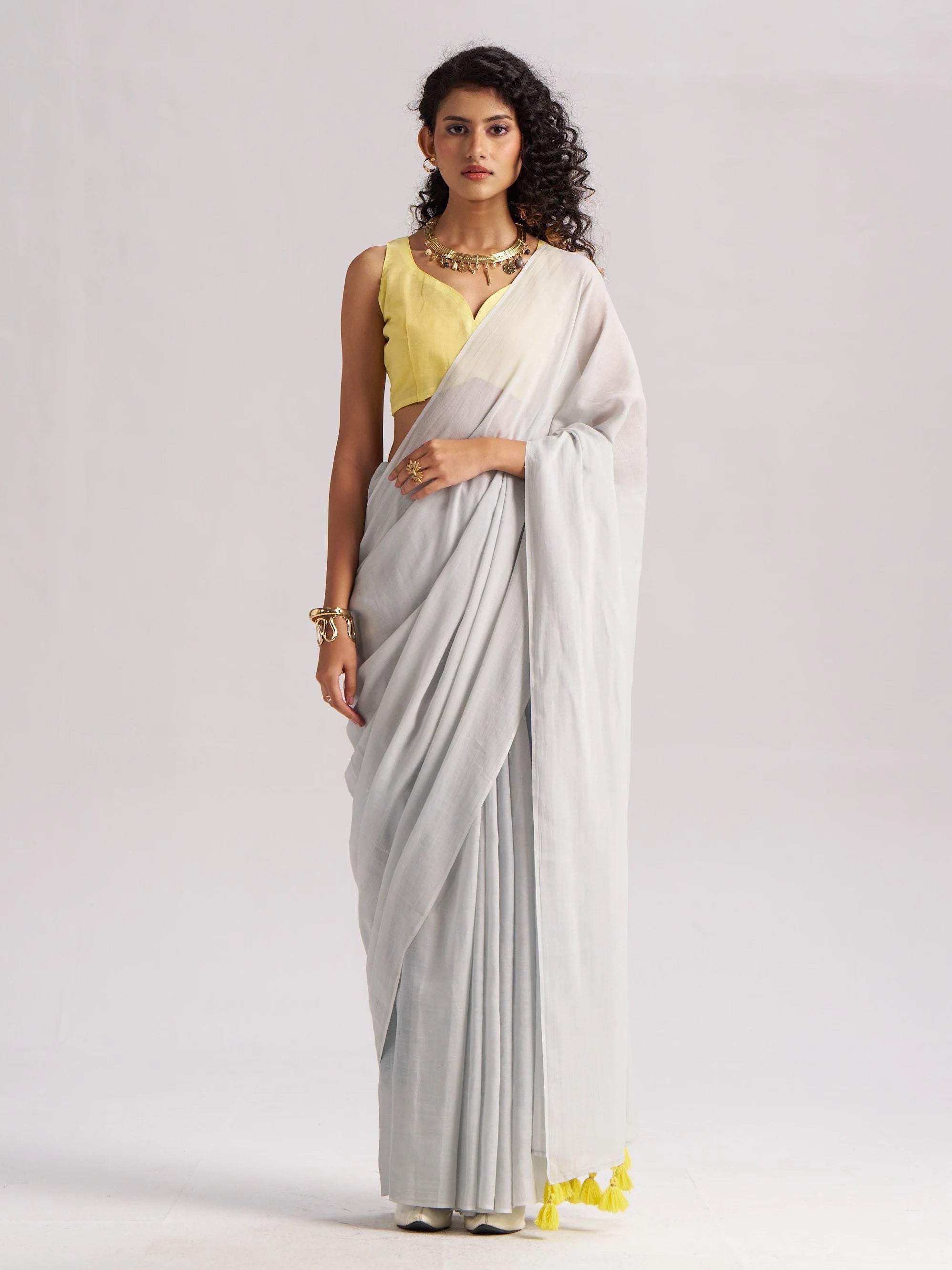 LIGHT GRAY VISCOSE MUL LIVA SOLID SAREE