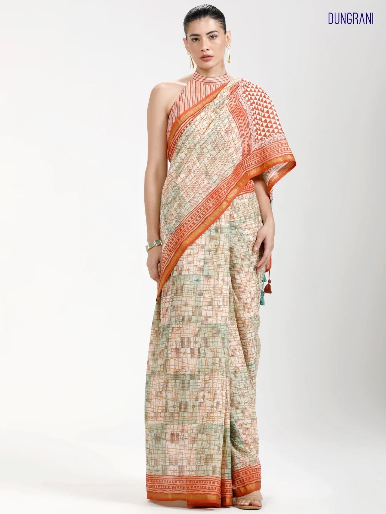 LIGHT ORANGE MULMUL COTTON LIVA BLOCK PRINTED SAREE