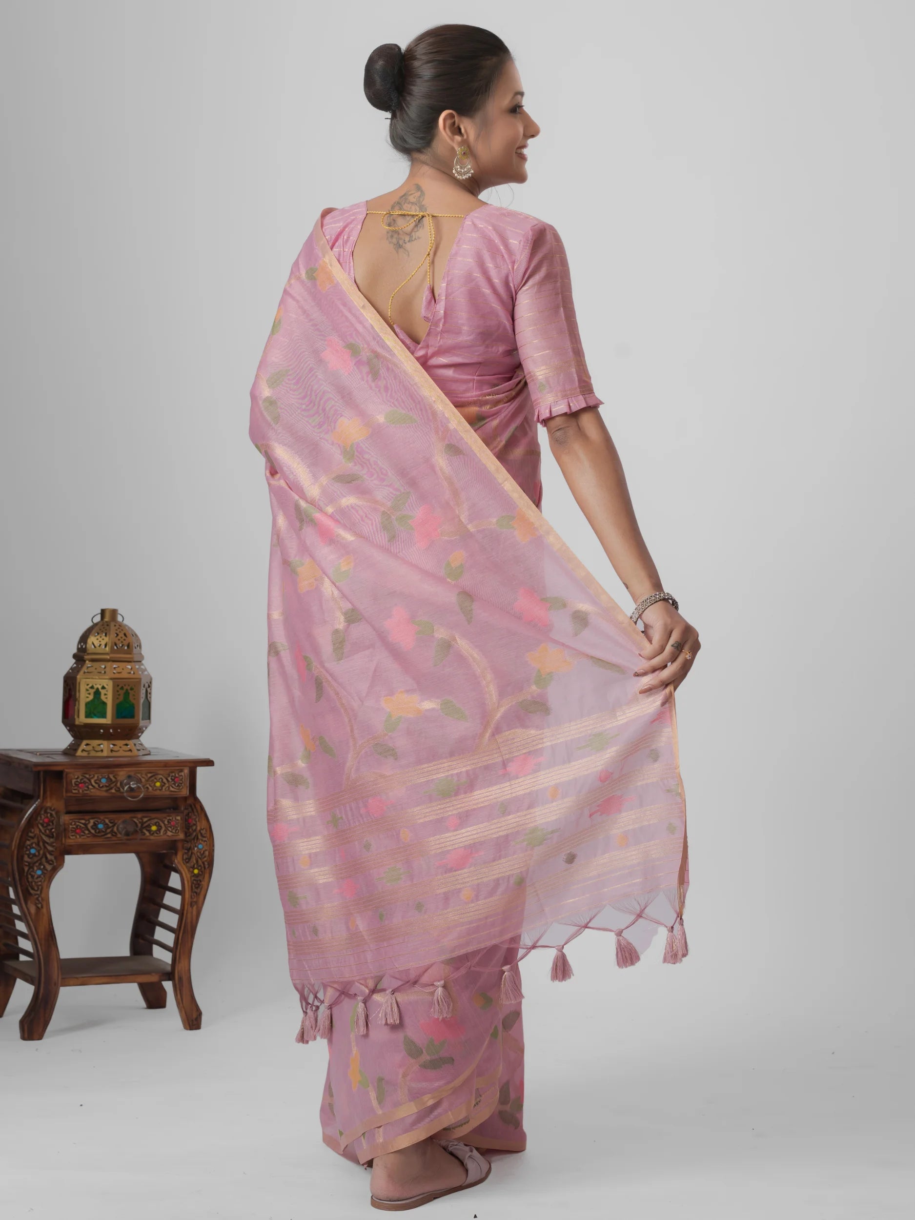 LIGHT PINK LEAF MOTIF COTTON SILK JAAL SAREE