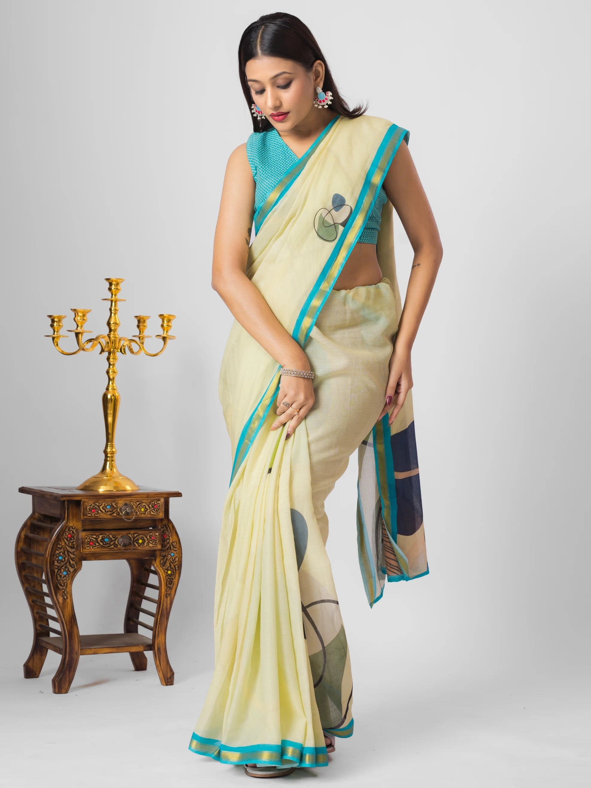 LIGHT YELLOW MULMUL COTTON LIVA DIGITAL PRINTED SAREE