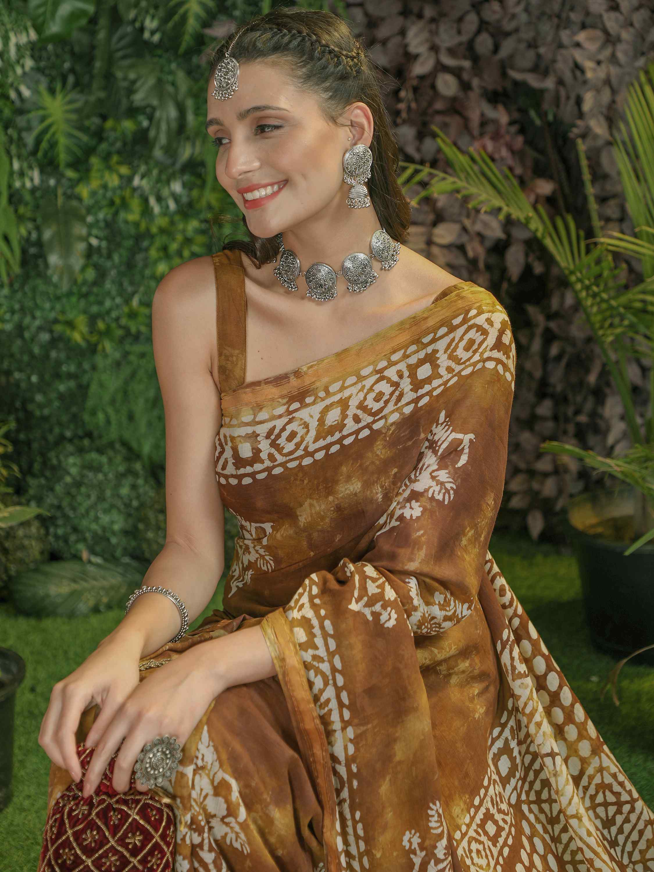 MUSTARD BROWN MULMUL COTTON BATIK PRINTED SAREE