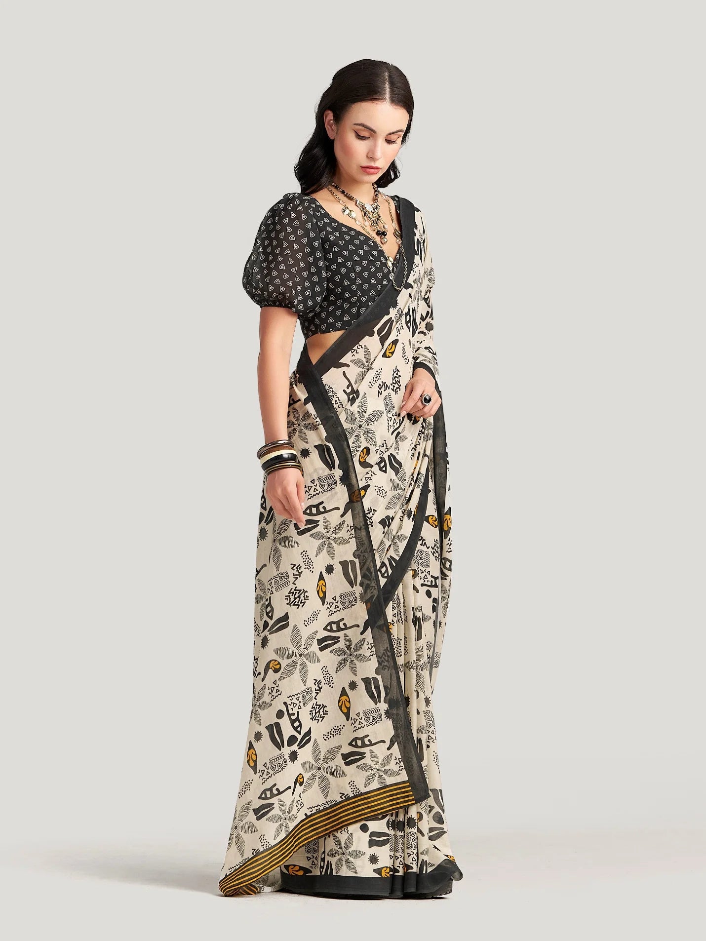 OFF WHITE MULMUL COTTON LIVA DIGITAL PRINTED SAREE
