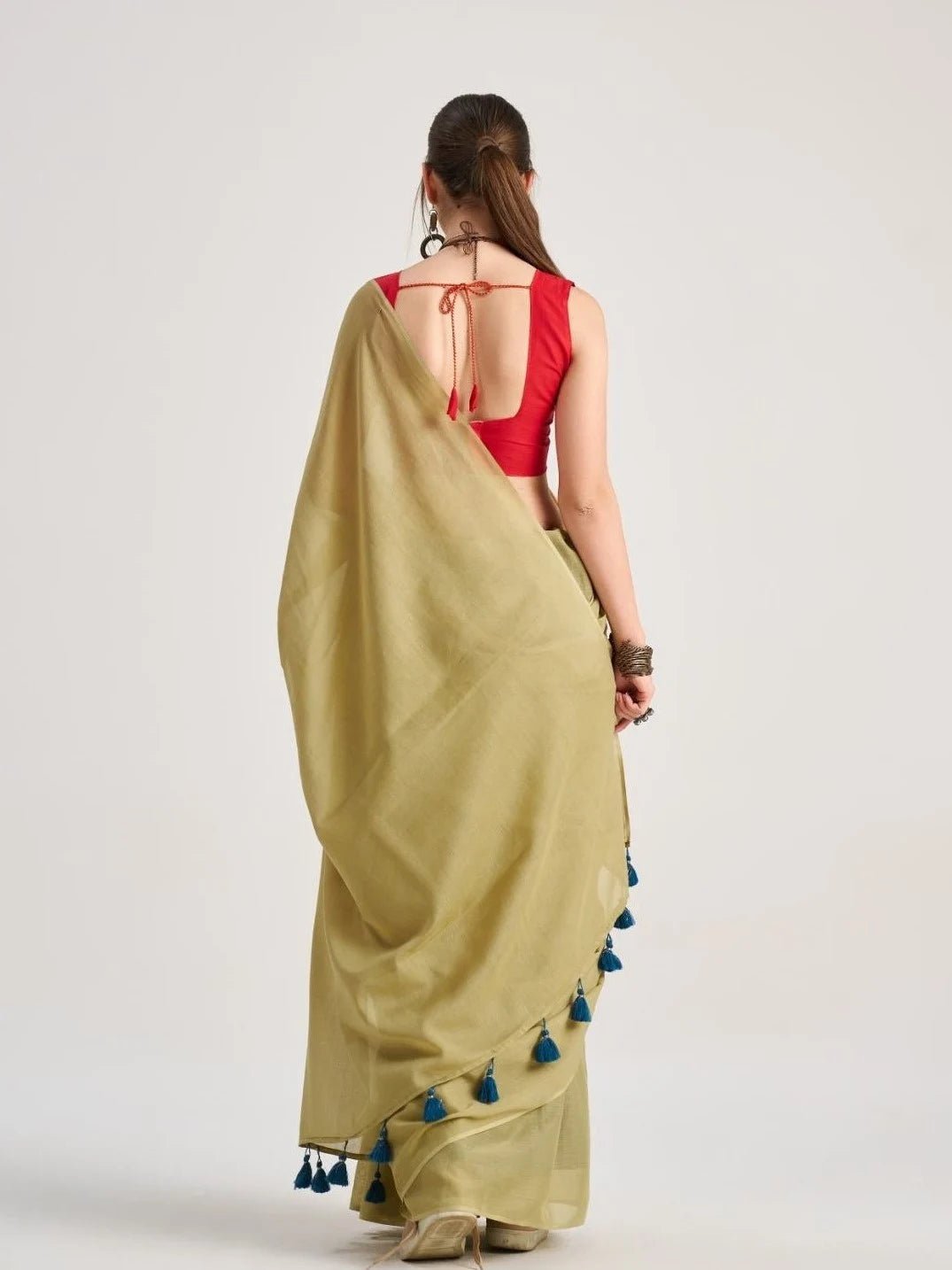 OLIVE GREEN MULMUL COTTON SOLID SAREE