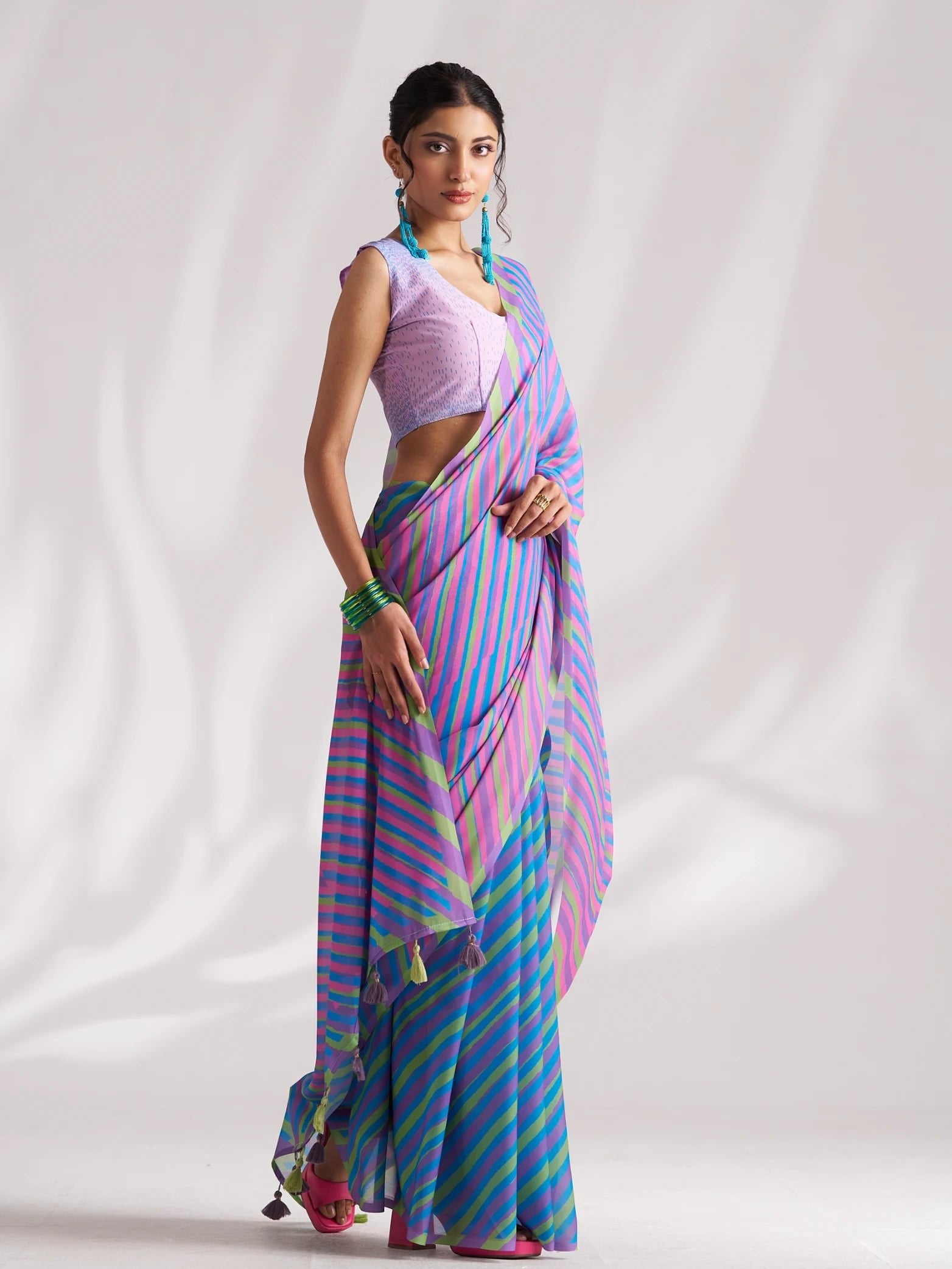 PURPLE & RAMA GREEN GEORGETTE SPARKLE LAHERIYA DIGITAL PRINTED SAREE