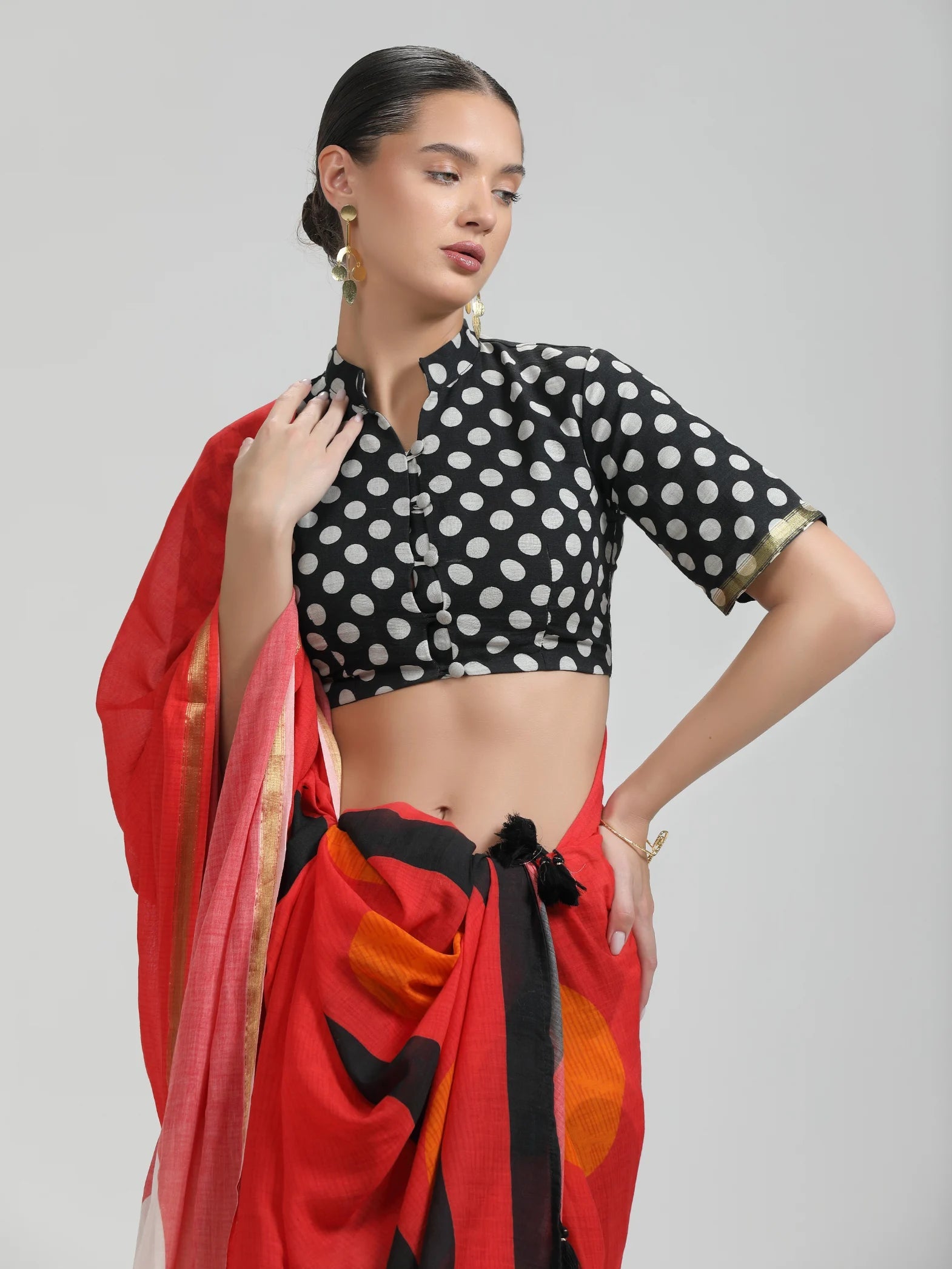 RED & BLACK MULMUL COTTON LIVA DIGITAL PRINTED SAREE