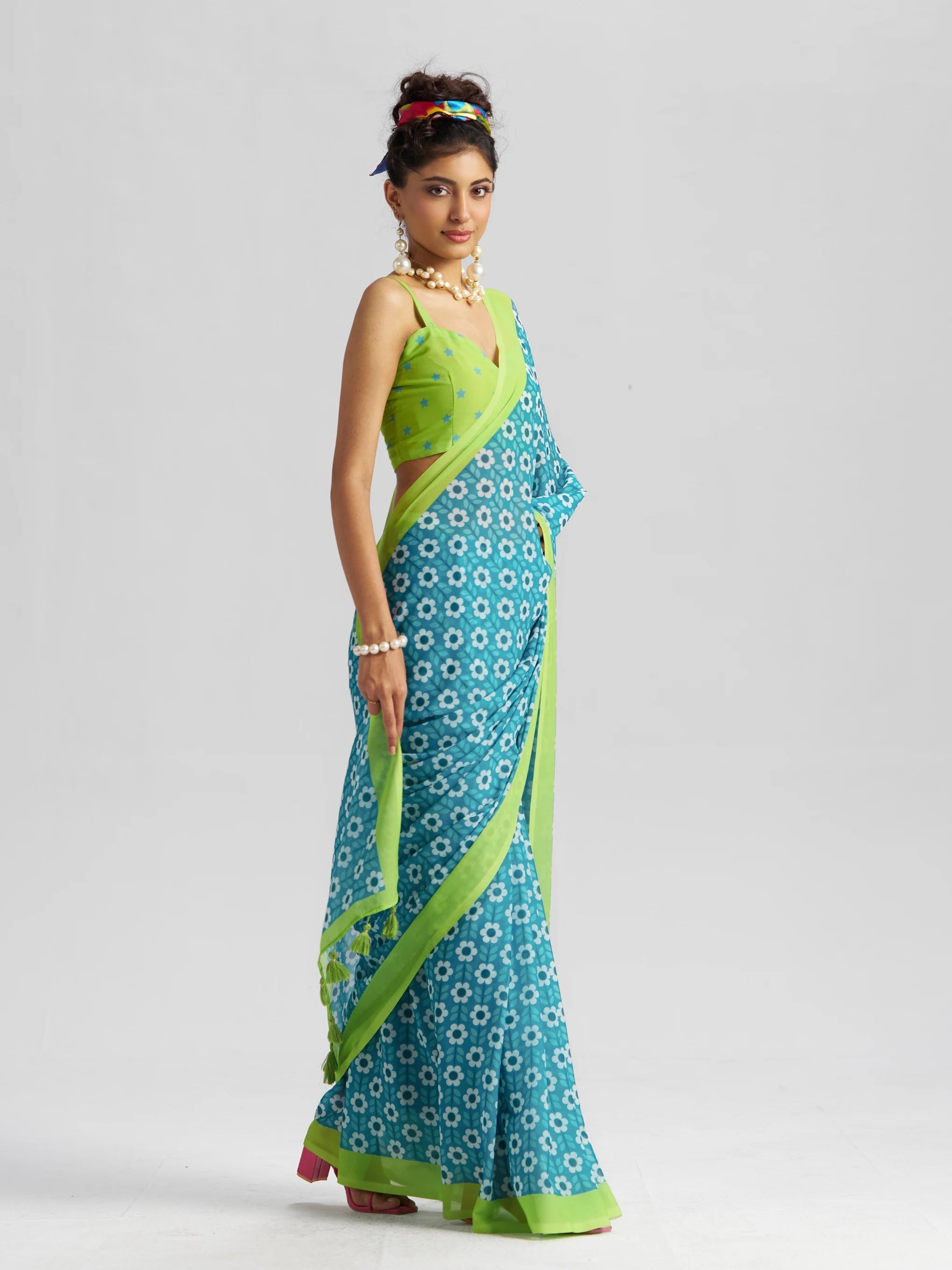 RETRO STYLE DIGITAL PRINTED FIROZI BLUE GEORGETTE SAREE