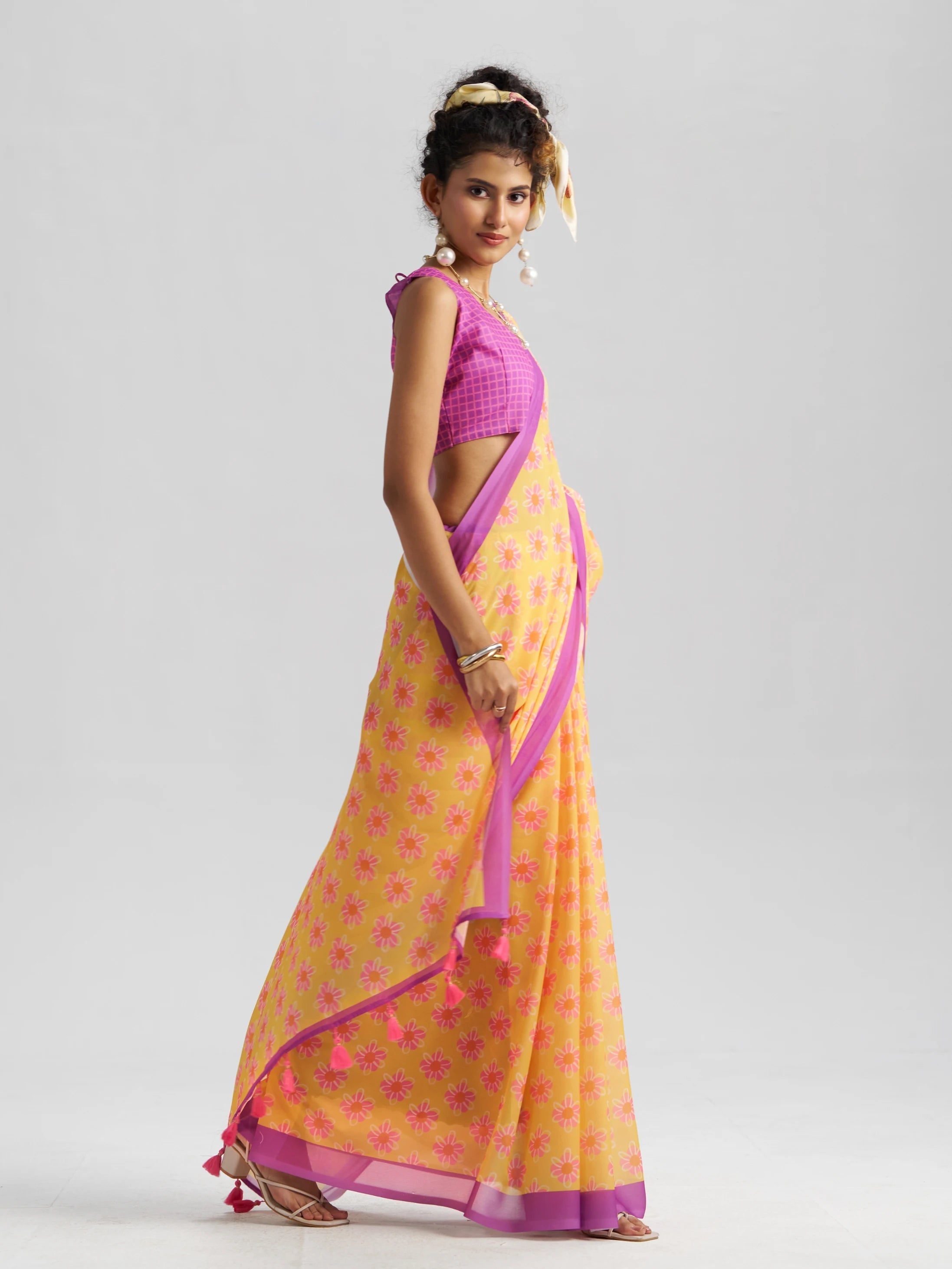 RETRO STYLE DIGITAL PRINTED LAVENDER & YELLOW GEORGETTE SAREE