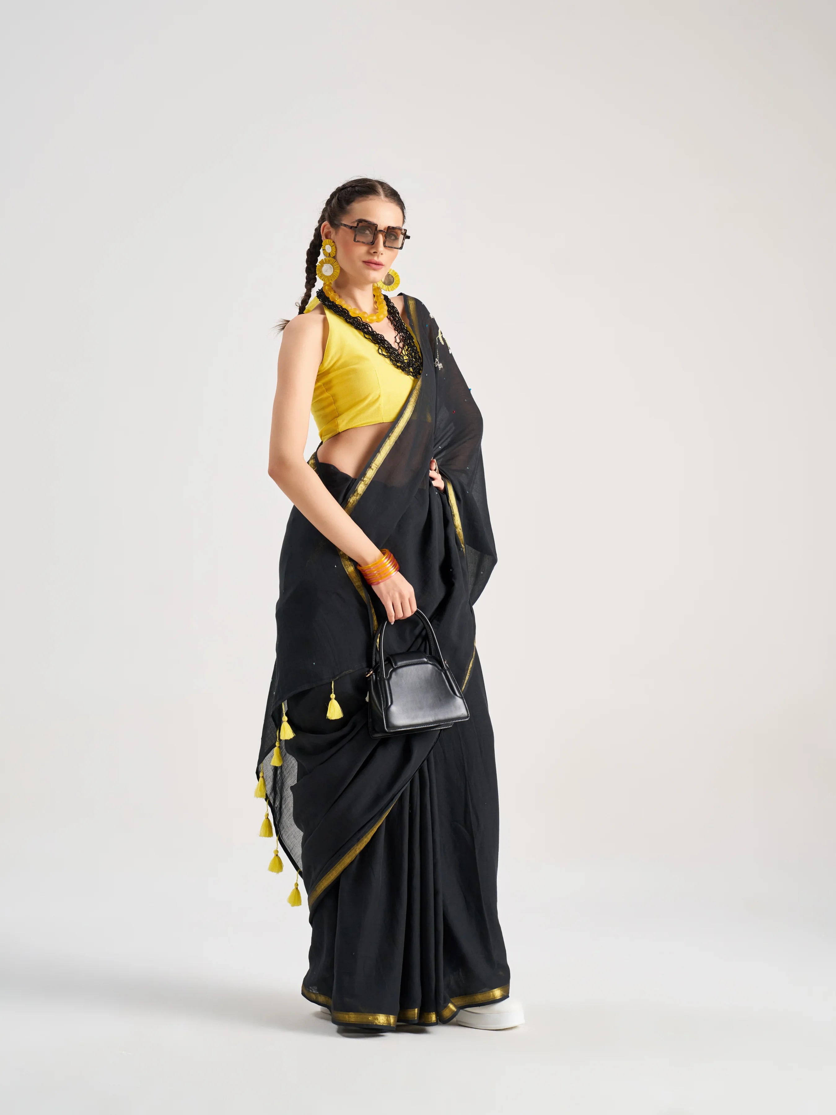 VISCOSE MUL SCORPIO HAND EMBROIDERED SAREE WITH BLOUSE