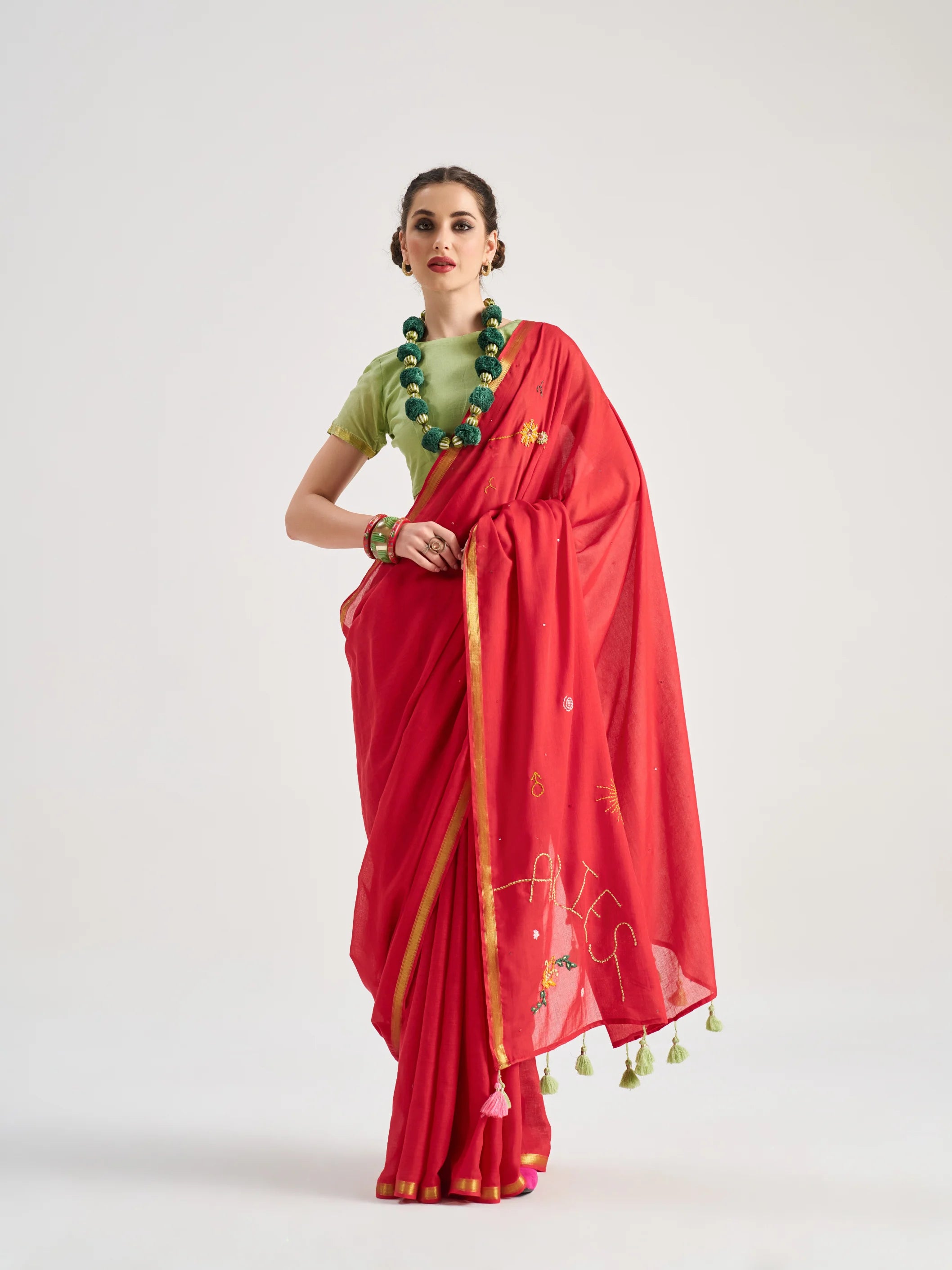 VISCOSE MUL ARIES HAND EMBROIDERED SAREE WITH BLOUSE