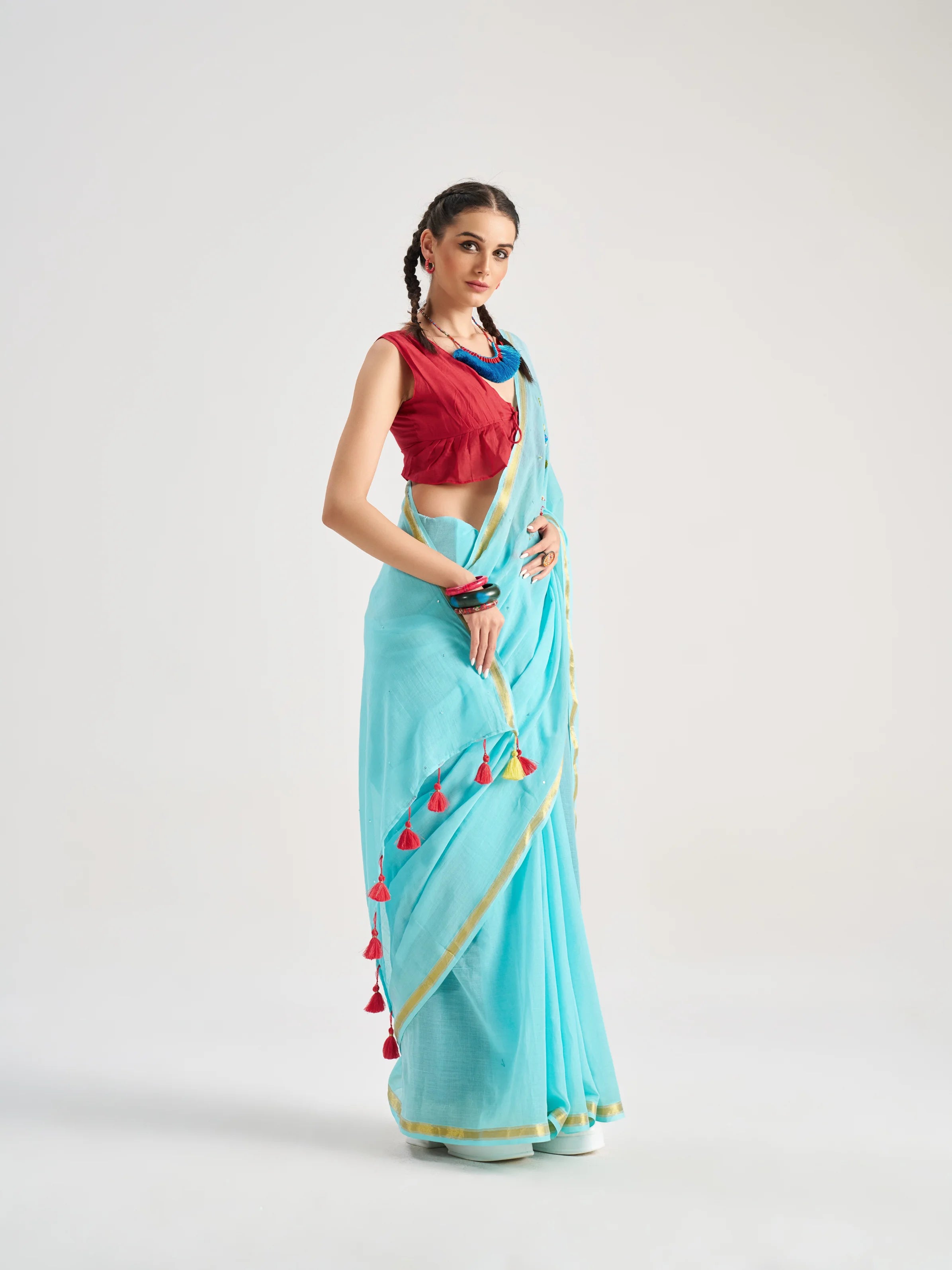 VISCOSE MUL PISCES HAND EMBROIDERED SAREE WITH BLOUSE