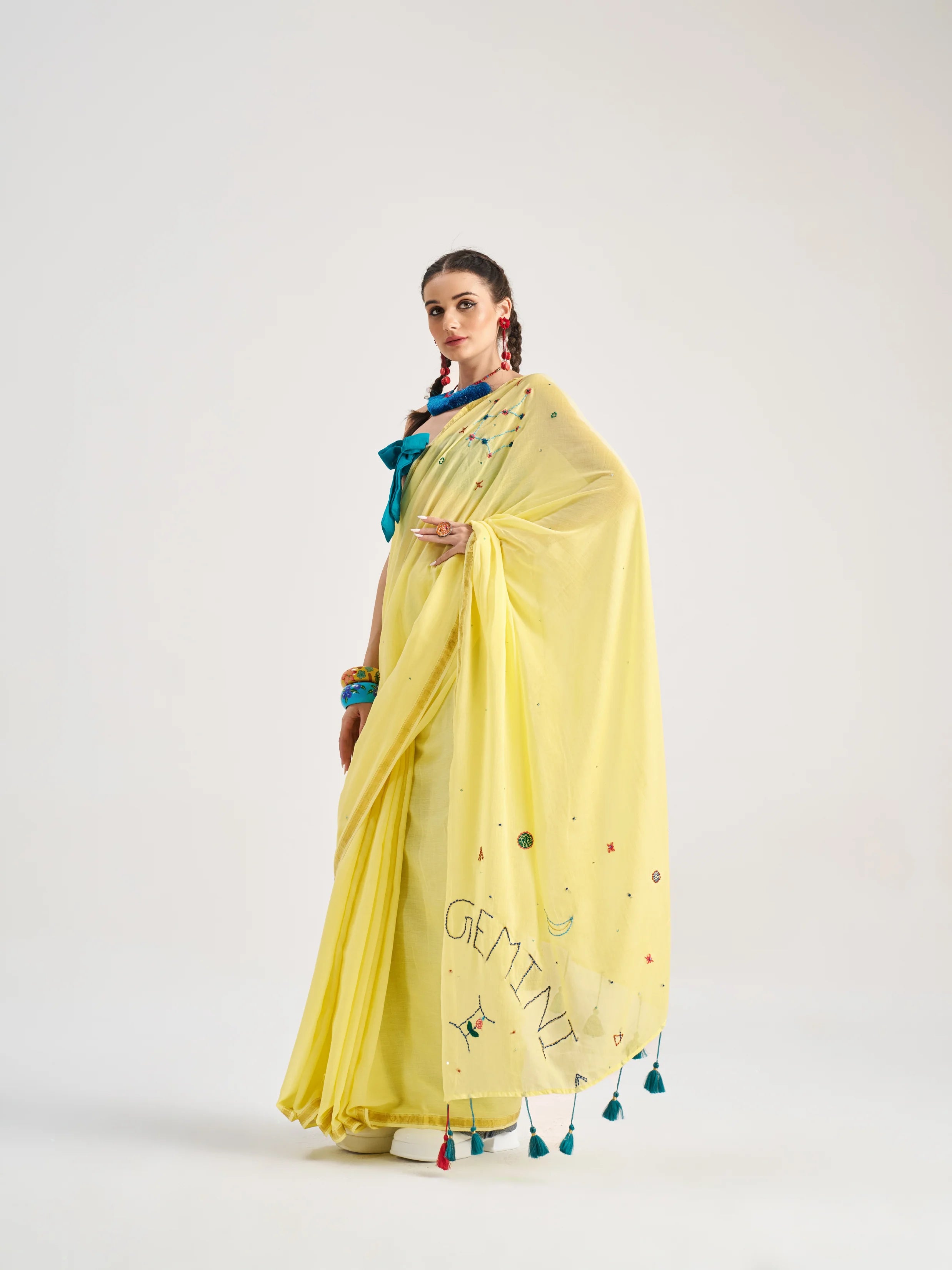 VISCOSE MUL GEMINI HAND EMBROIDERED SAREE WITH BLOUSE