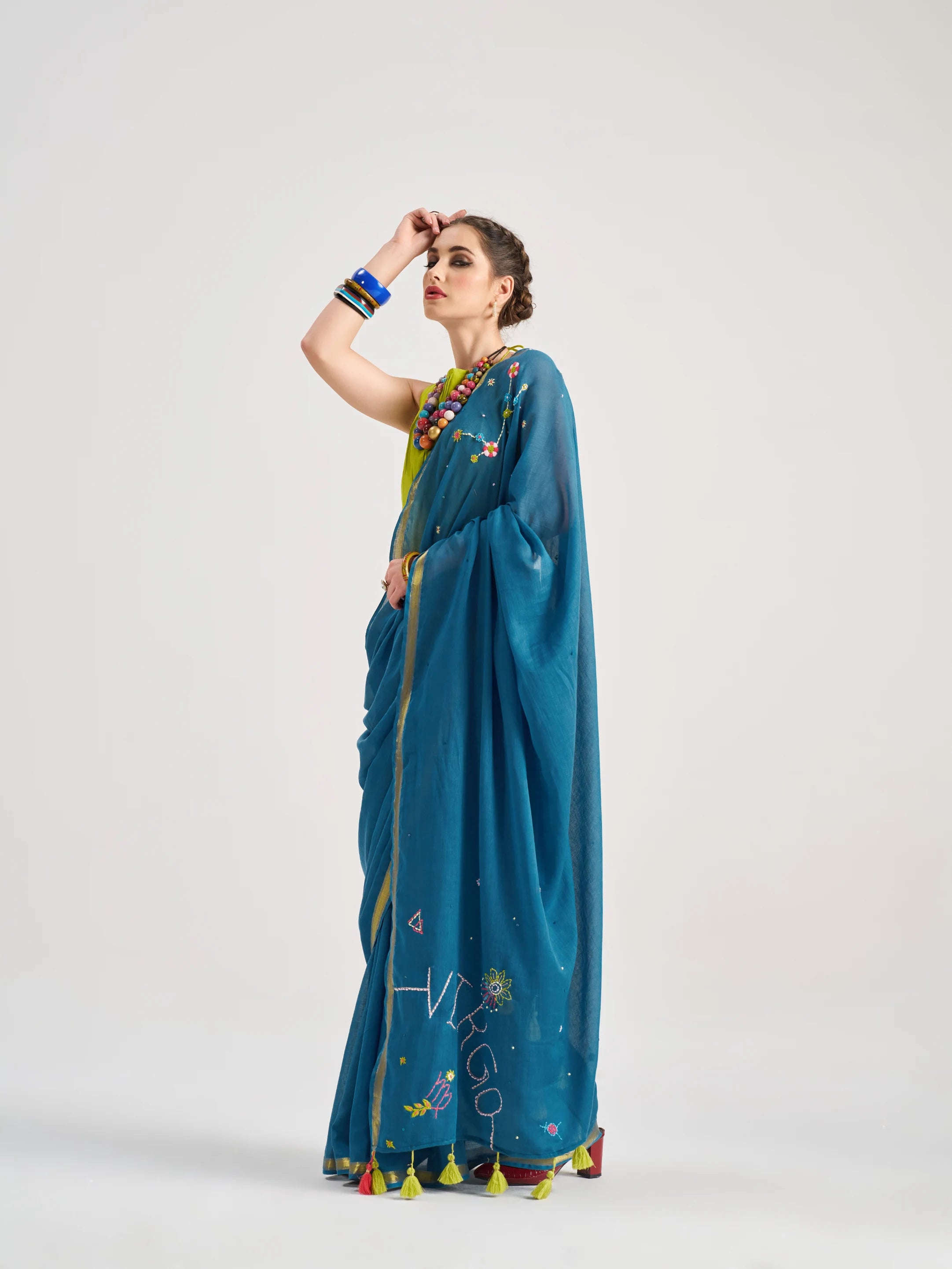 VISCOSE MUL VIRGO HAND EMBROIDERED SAREE WITH BLOUSE