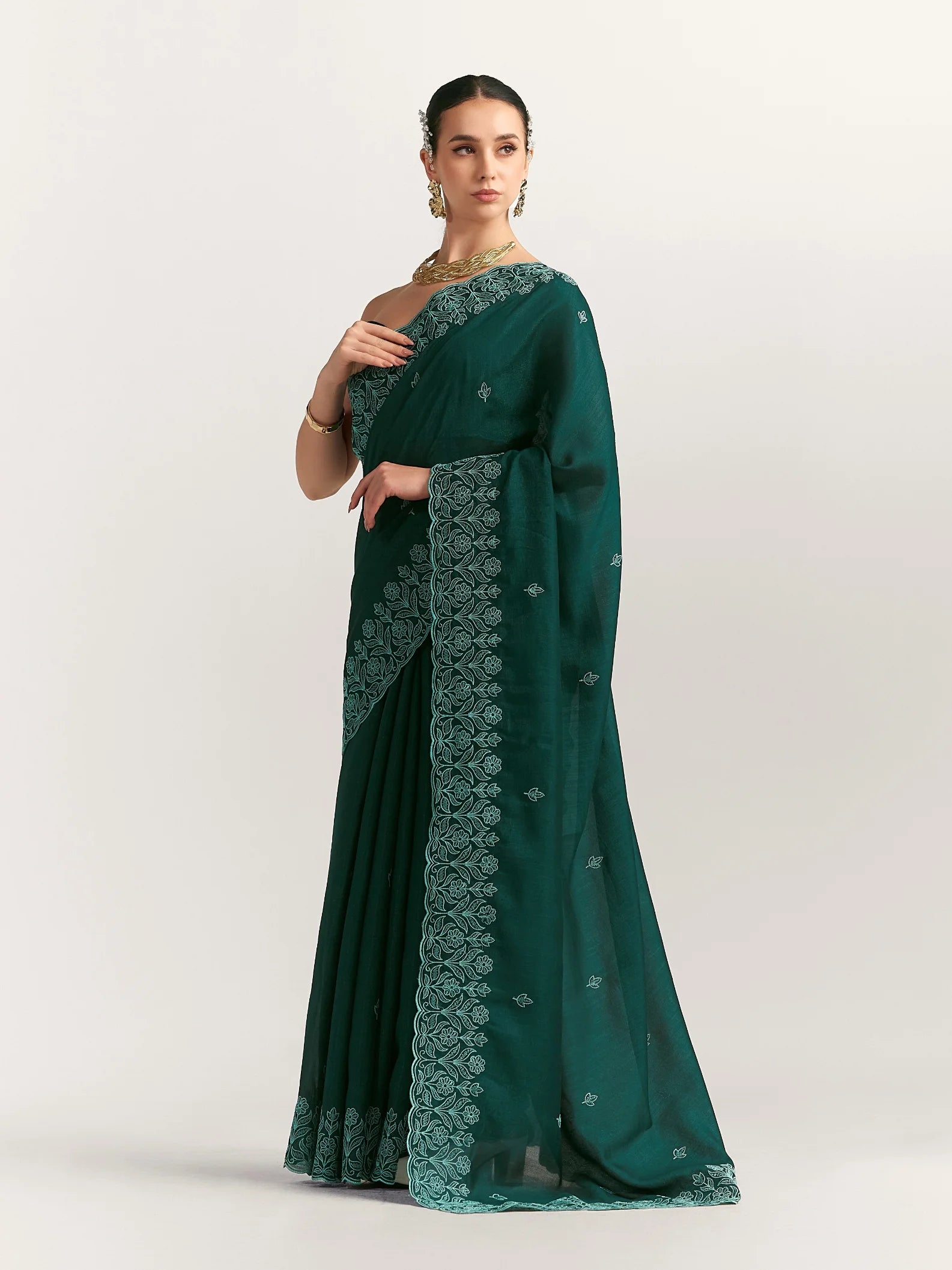 TITANIUM FLORAL EMBROIDERY SAREE WITH BLOUSE