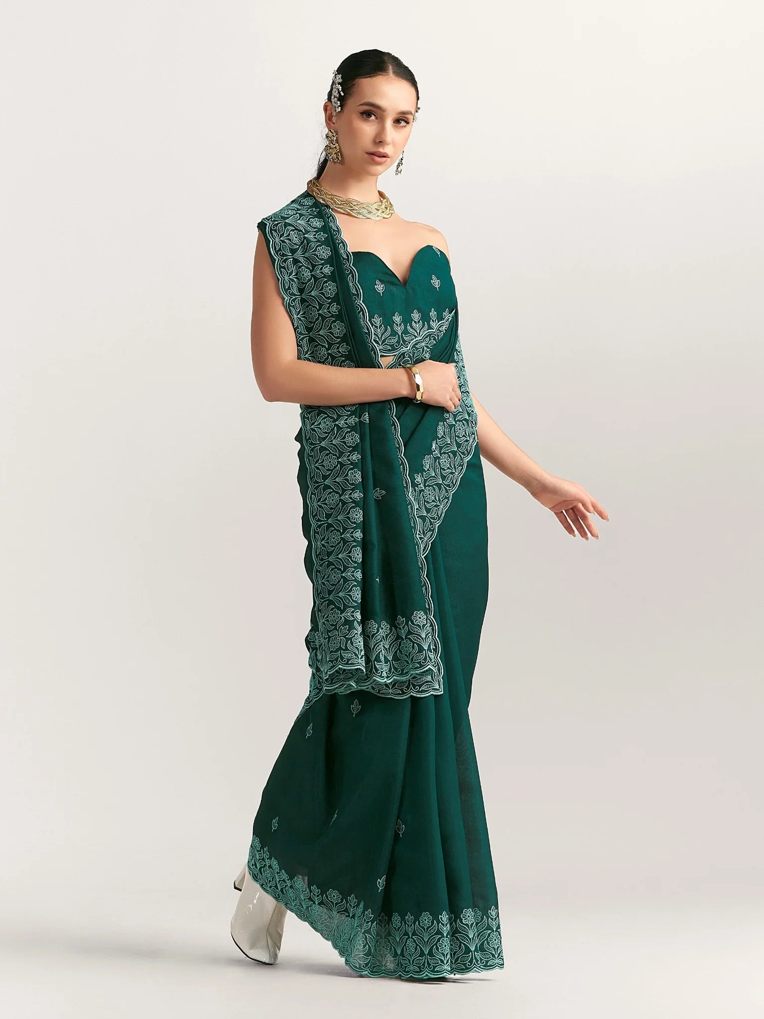 TITANIUM FLORAL EMBROIDERY SAREE WITH BLOUSE