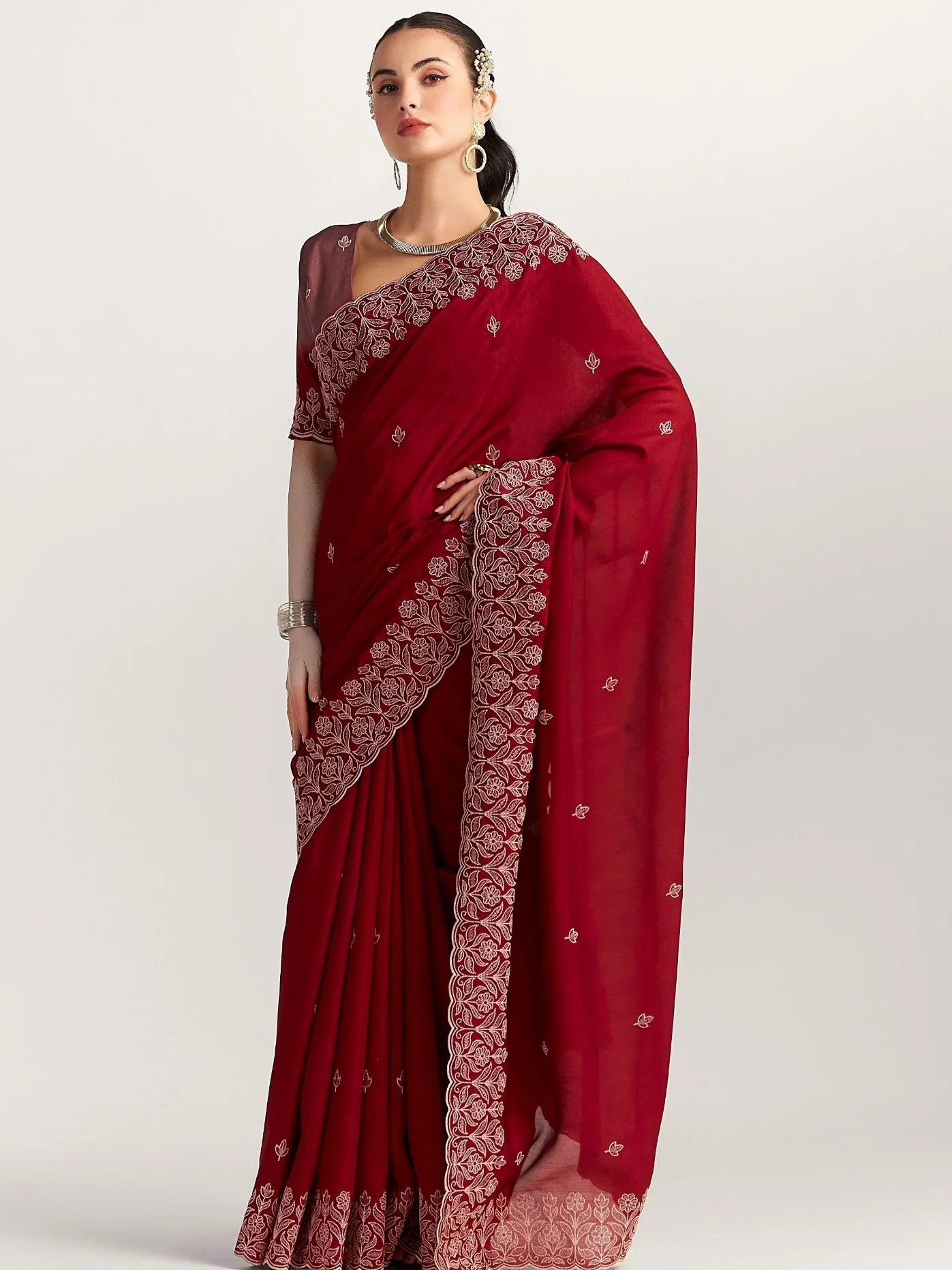 TITANIUM FLORAL EMBROIDERY SAREE WITH BLOUSE