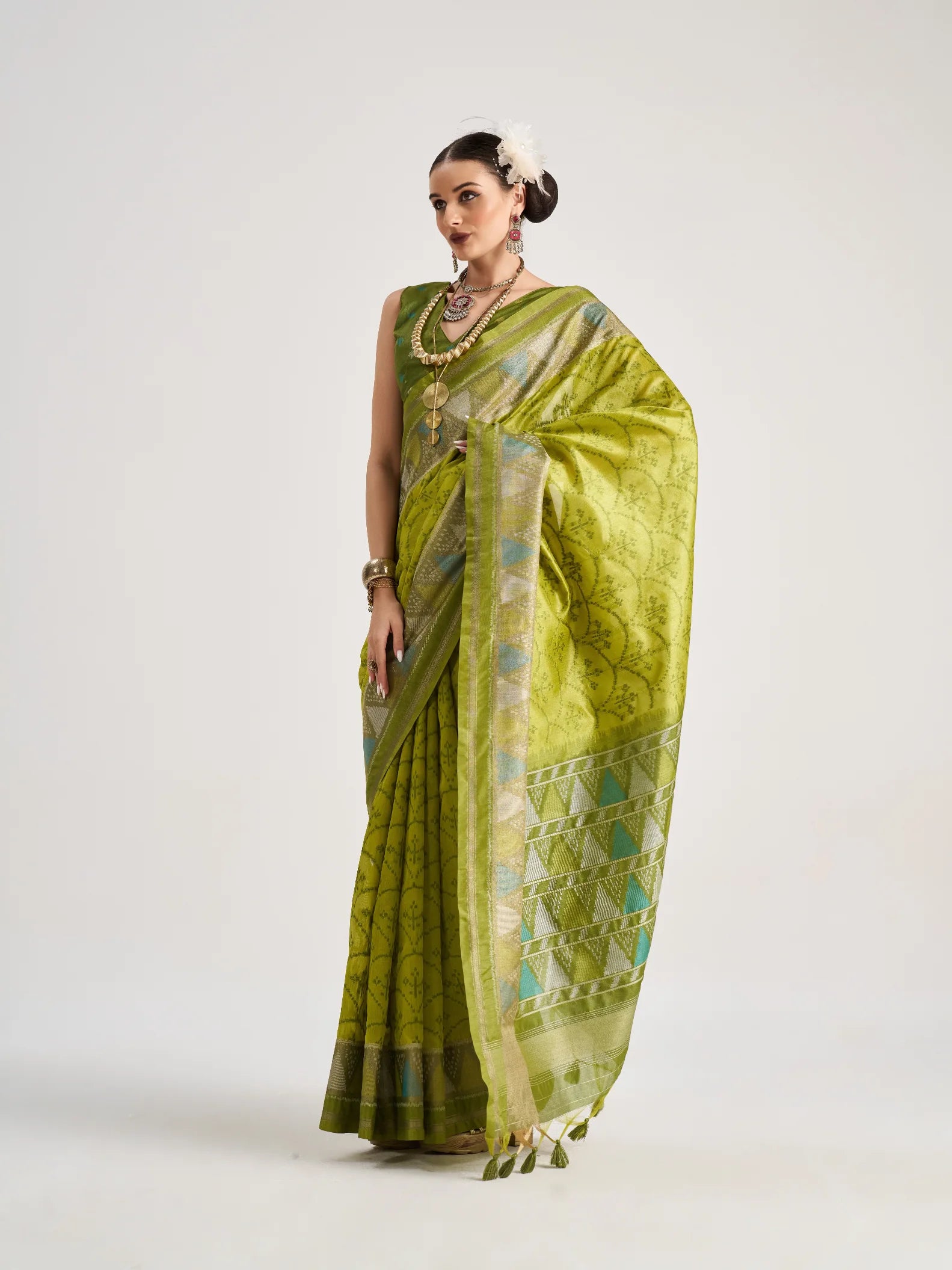 ART SILK TRIANGLE SAREE WITH BLOUSE