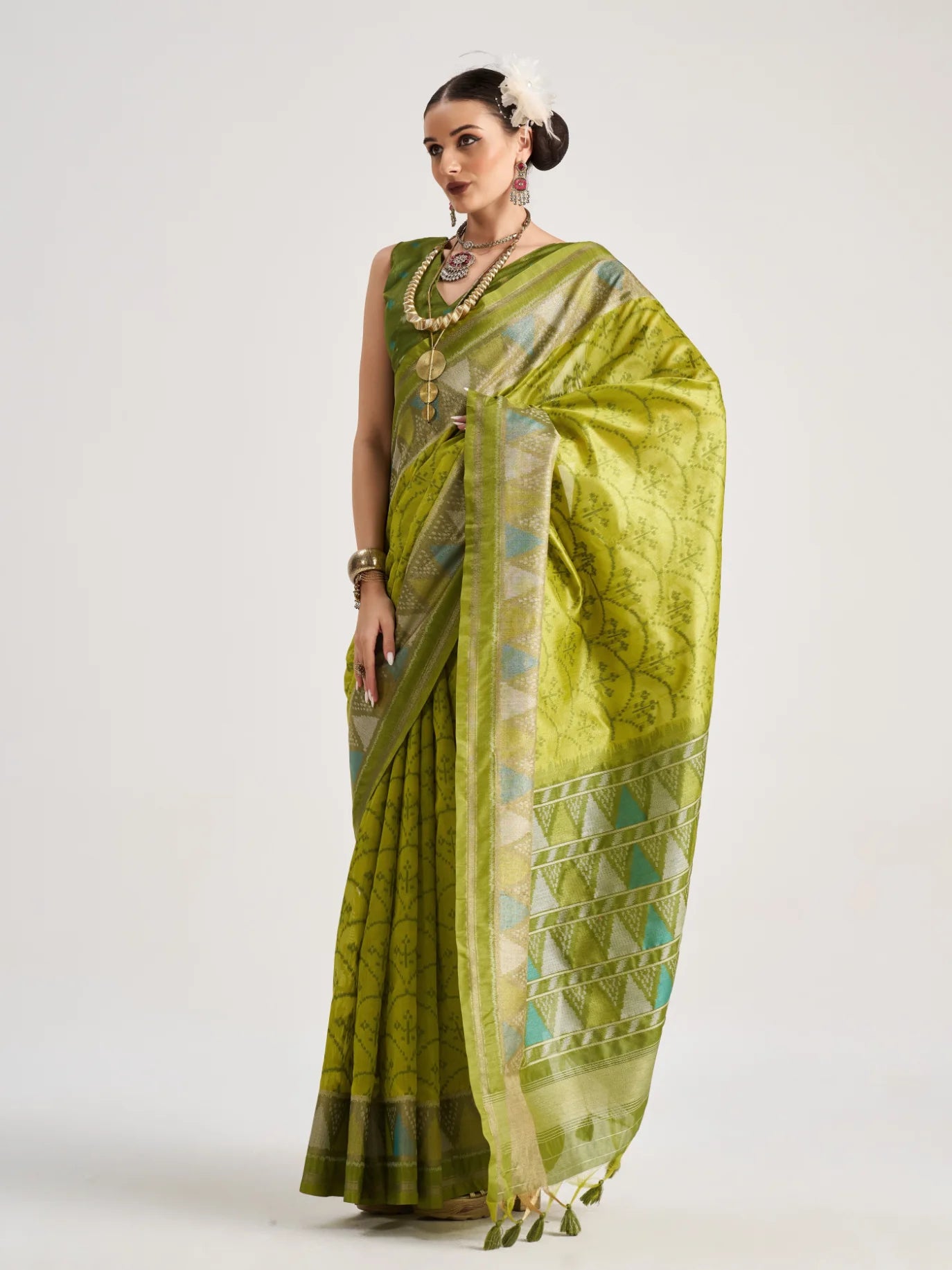 ART SILK TRIANGLE SAREE WITH BLOUSE