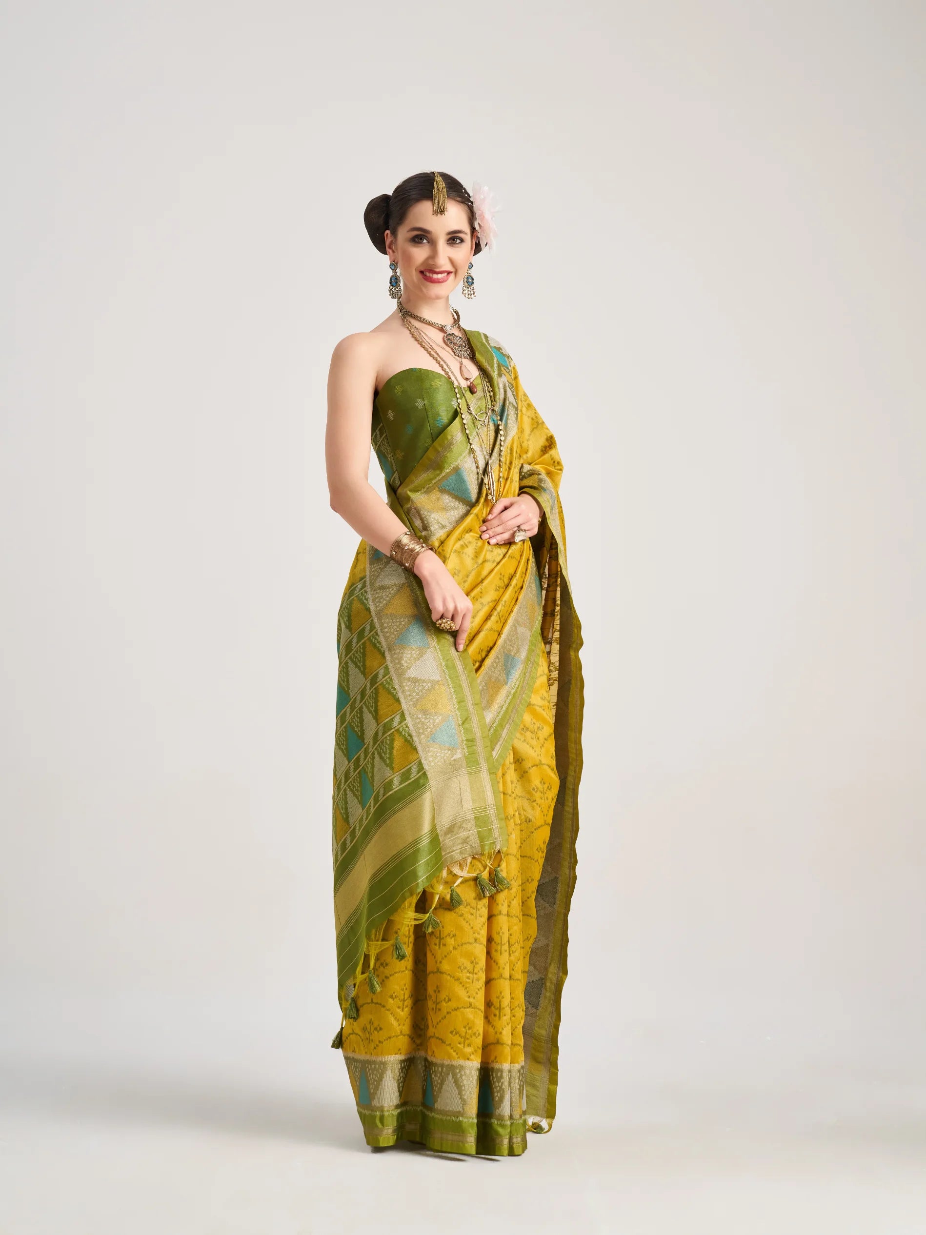 ART SILK TRIANGLE SAREE WITH BLOUSE