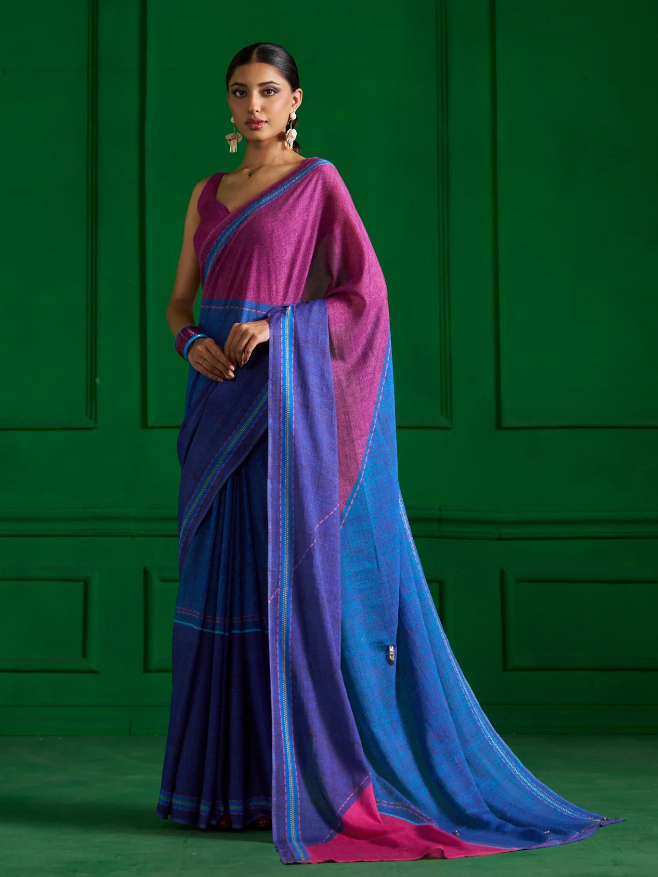 POOJA BARDE IN PINK ZIP DENIM SAREE