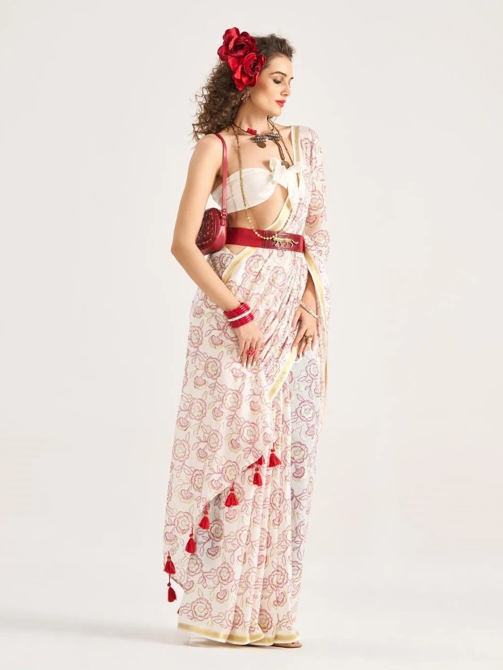 WHITE VISCOSE MUL FLOWER PRINTED SAREE