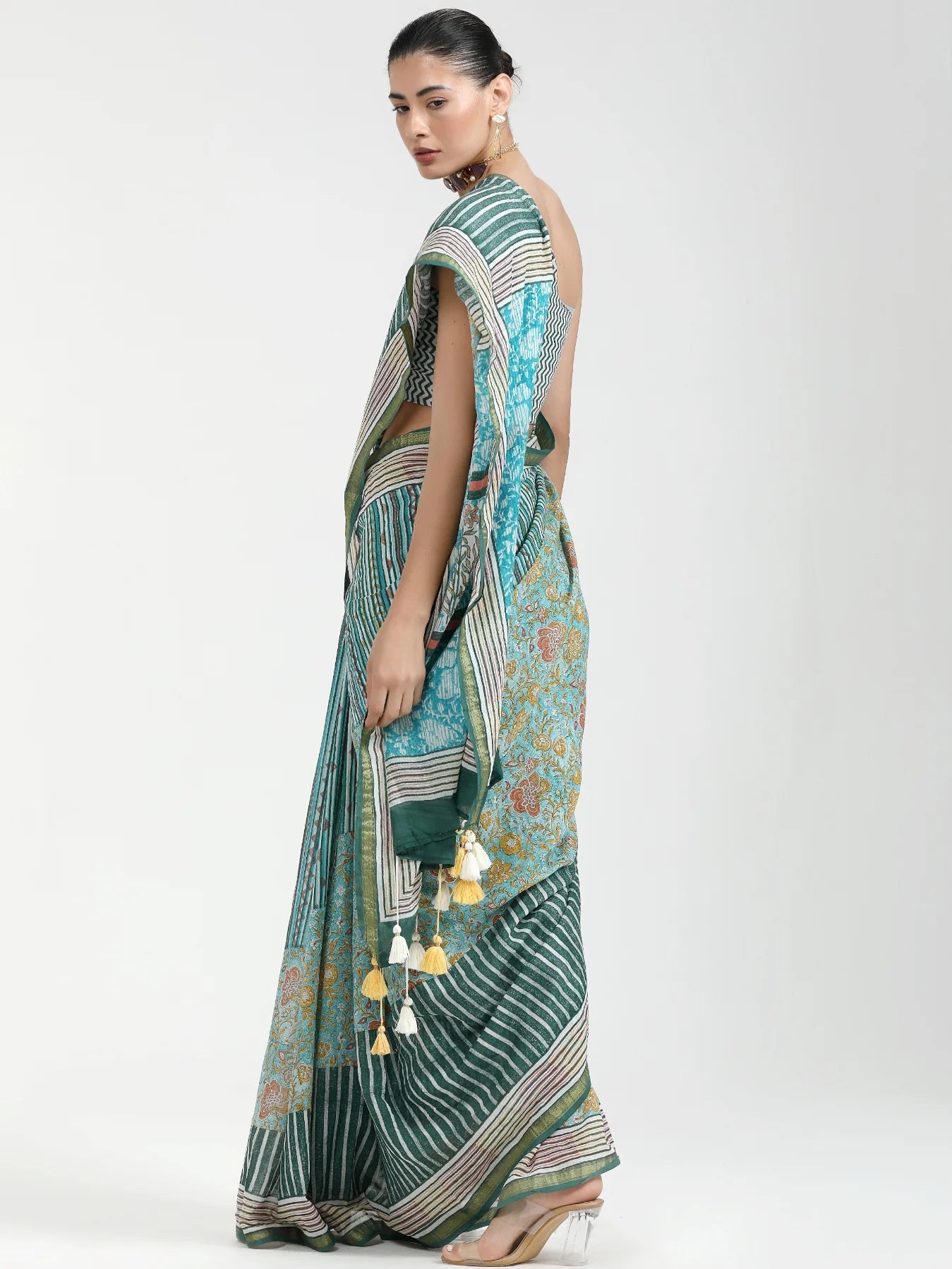 TURQUOISE MULMUL COTTON LIVA BLOCK PRINTED SAREE